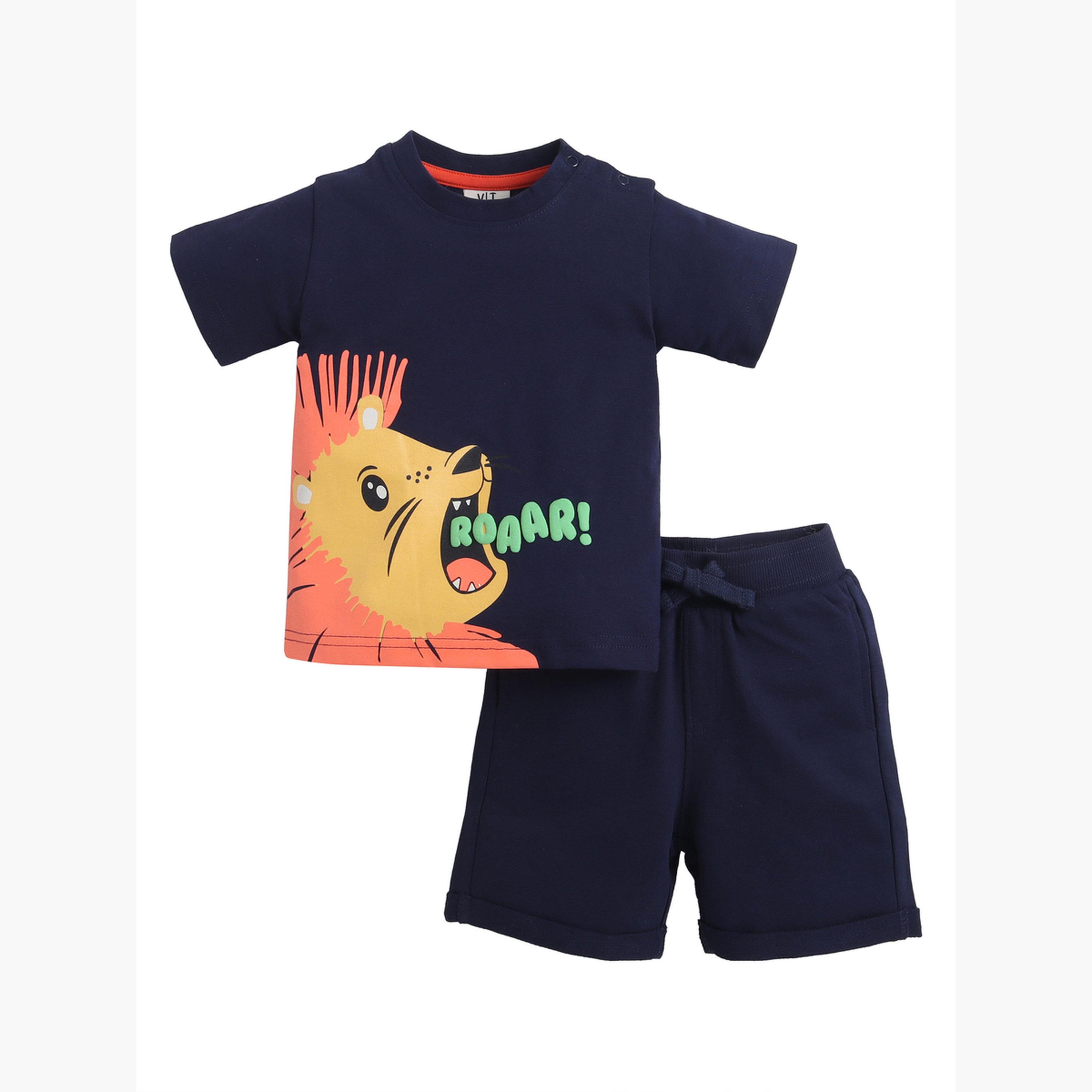 مجموعة من شورت وتيشيرت بياقة دائرية بطبعة-boys-clothing-setsandcoords-image-4