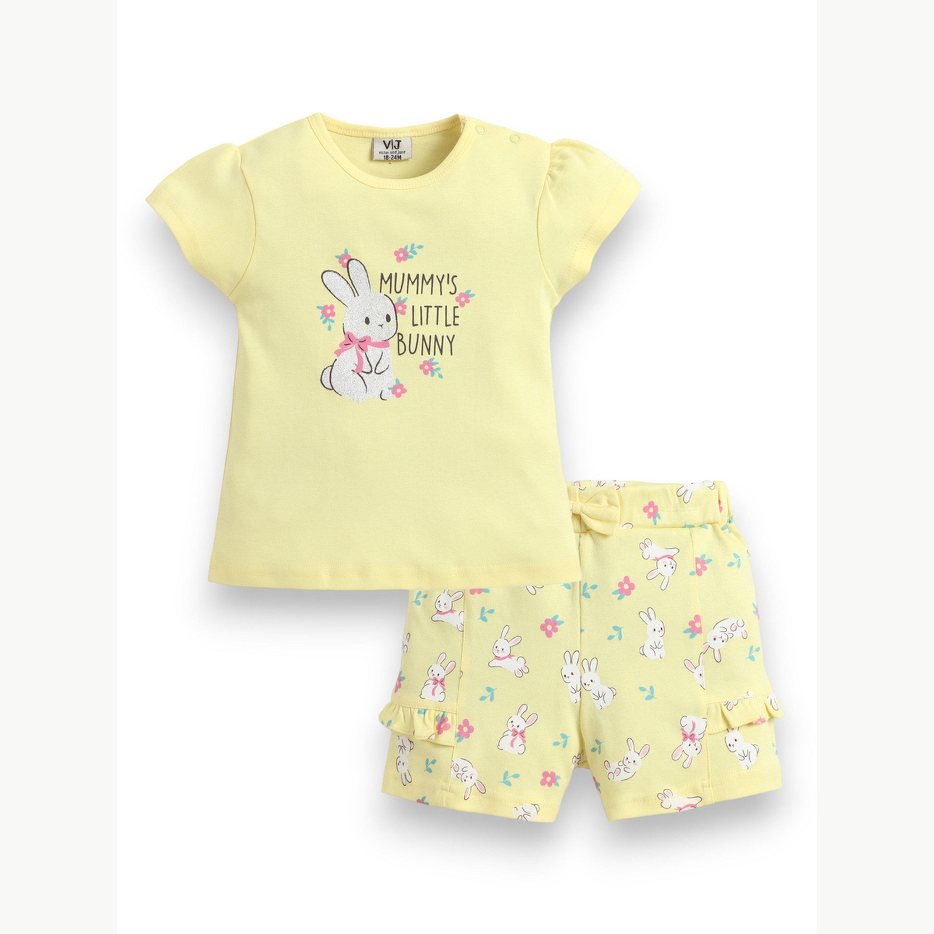 مجموعة من شورت بكشكش بنمط زهور وتيشيرت بطبعة جرافيك أرنب للبنات الرضع-girls-clothing-setsandcoords-image-2