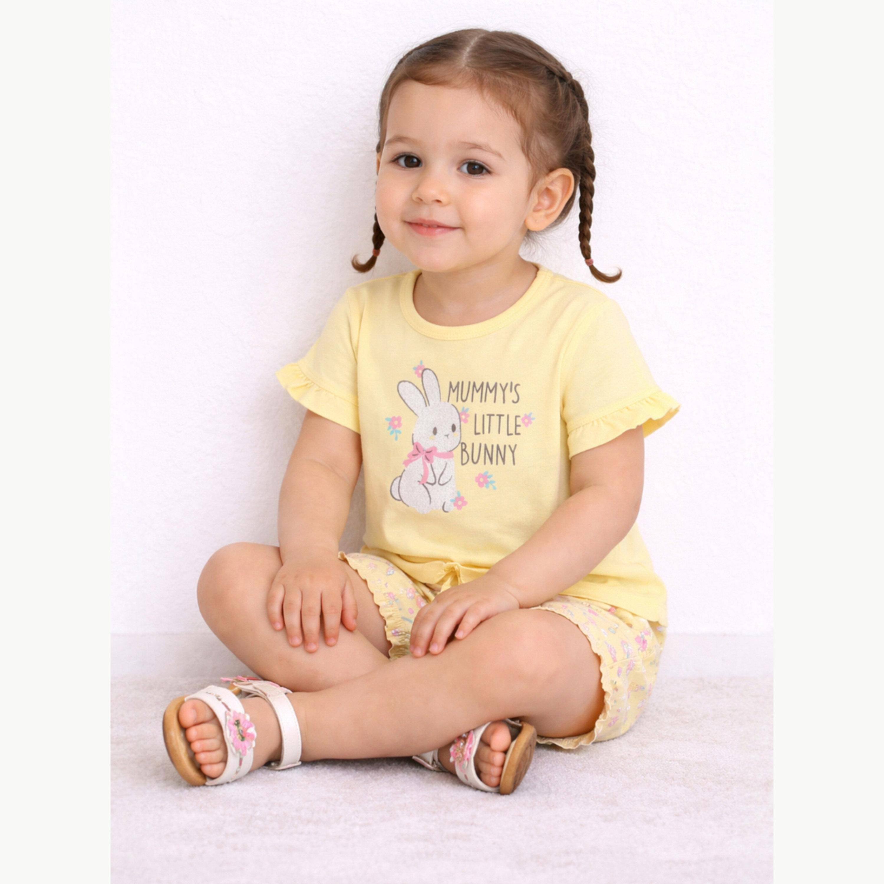 مجموعة من شورت بكشكش بنمط زهور وتيشيرت بطبعة جرافيك أرنب للبنات الرضع-girls-clothing-setsandcoords-image-6