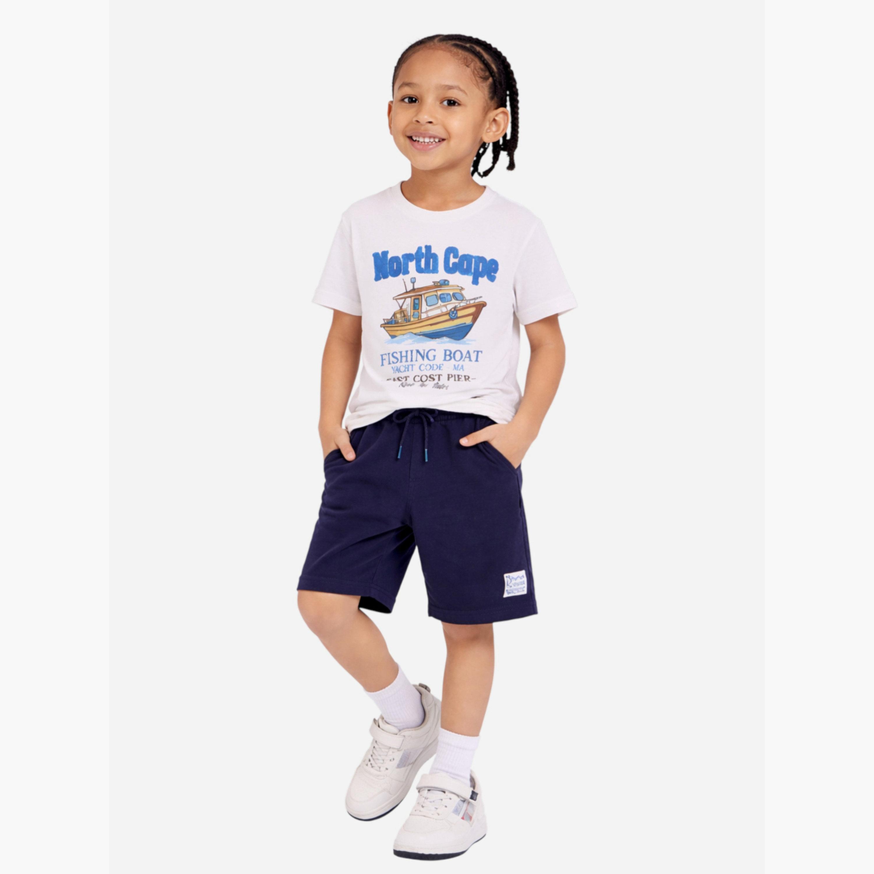 مجموعة من شورت وتيشيرت بطبعة جرافيك-boys-clothing-setsandcoords-image-2