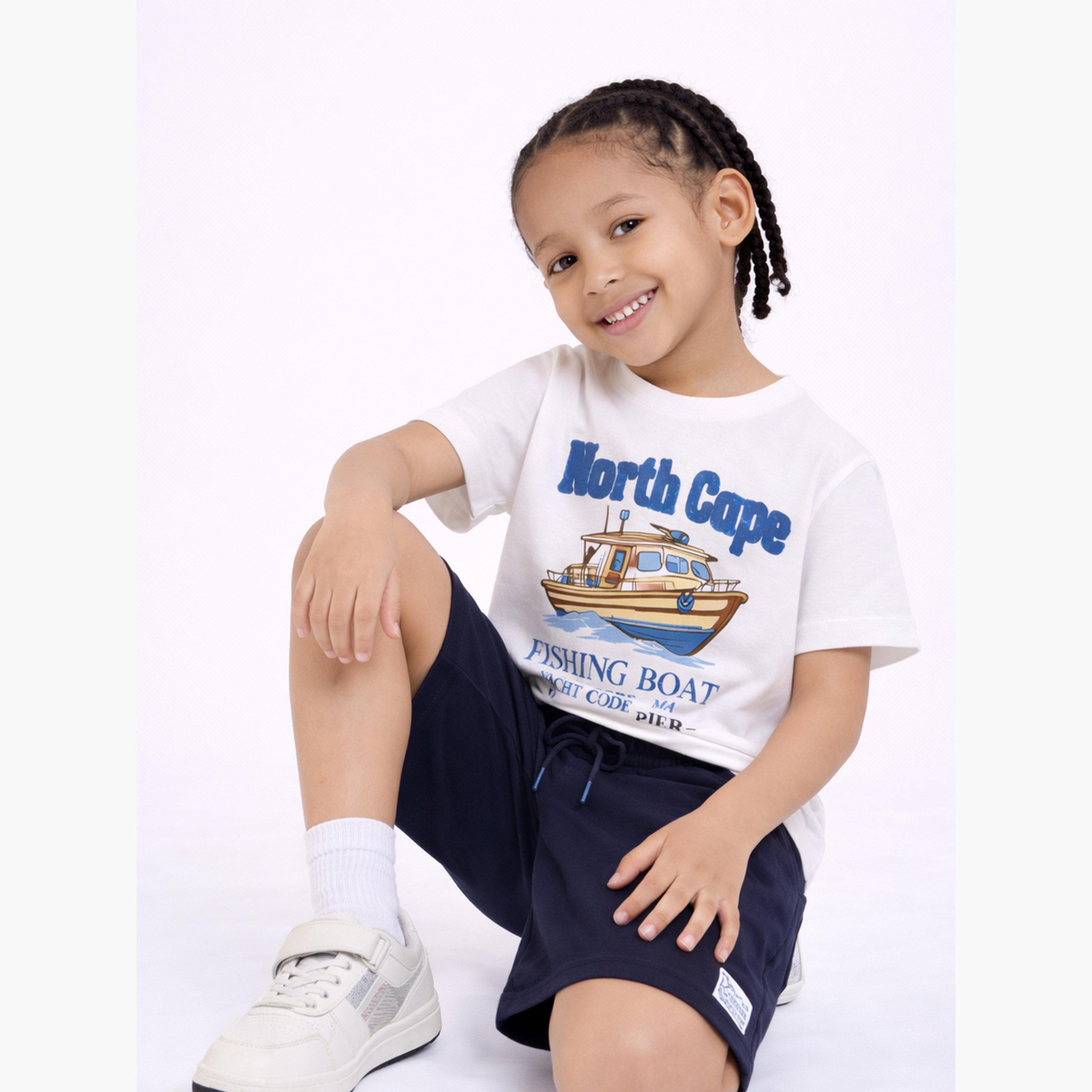 مجموعة من شورت وتيشيرت بطبعة جرافيك-boys-clothing-setsandcoords-image-3