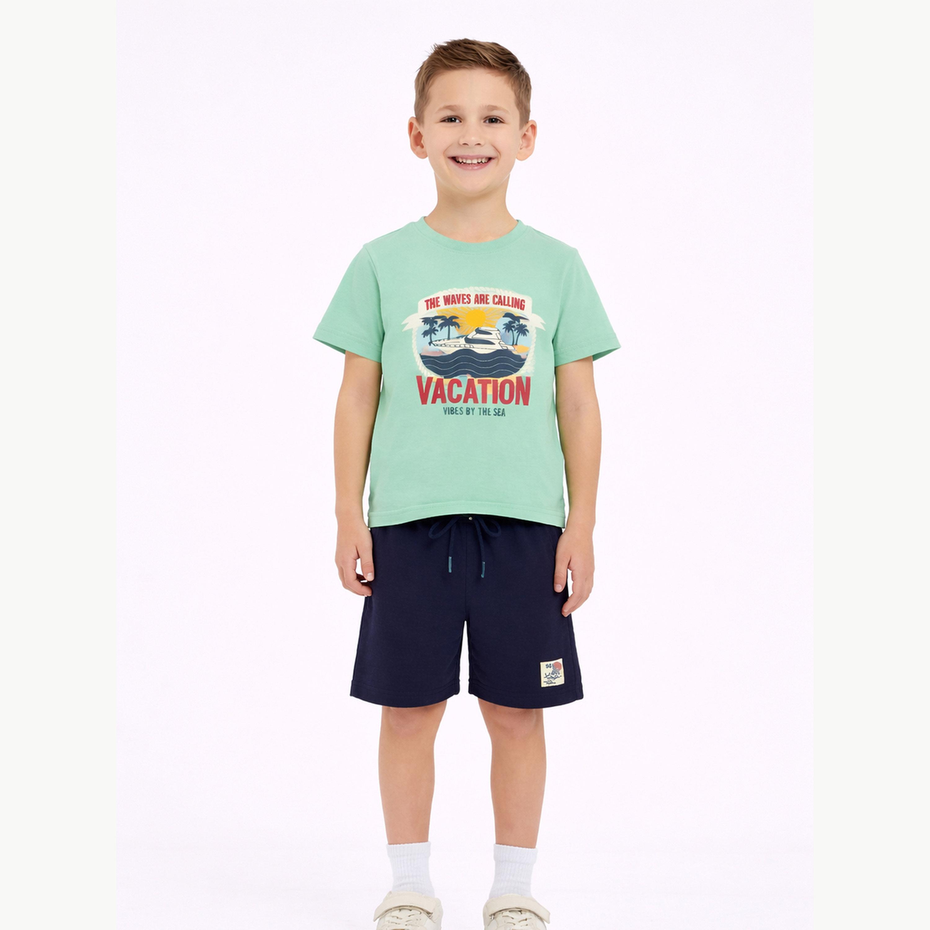 مجموعة من شورت وتيشيرت قطن بطبعة جرافيك للأولاد-boys-clothing-setsandcoords-image-2