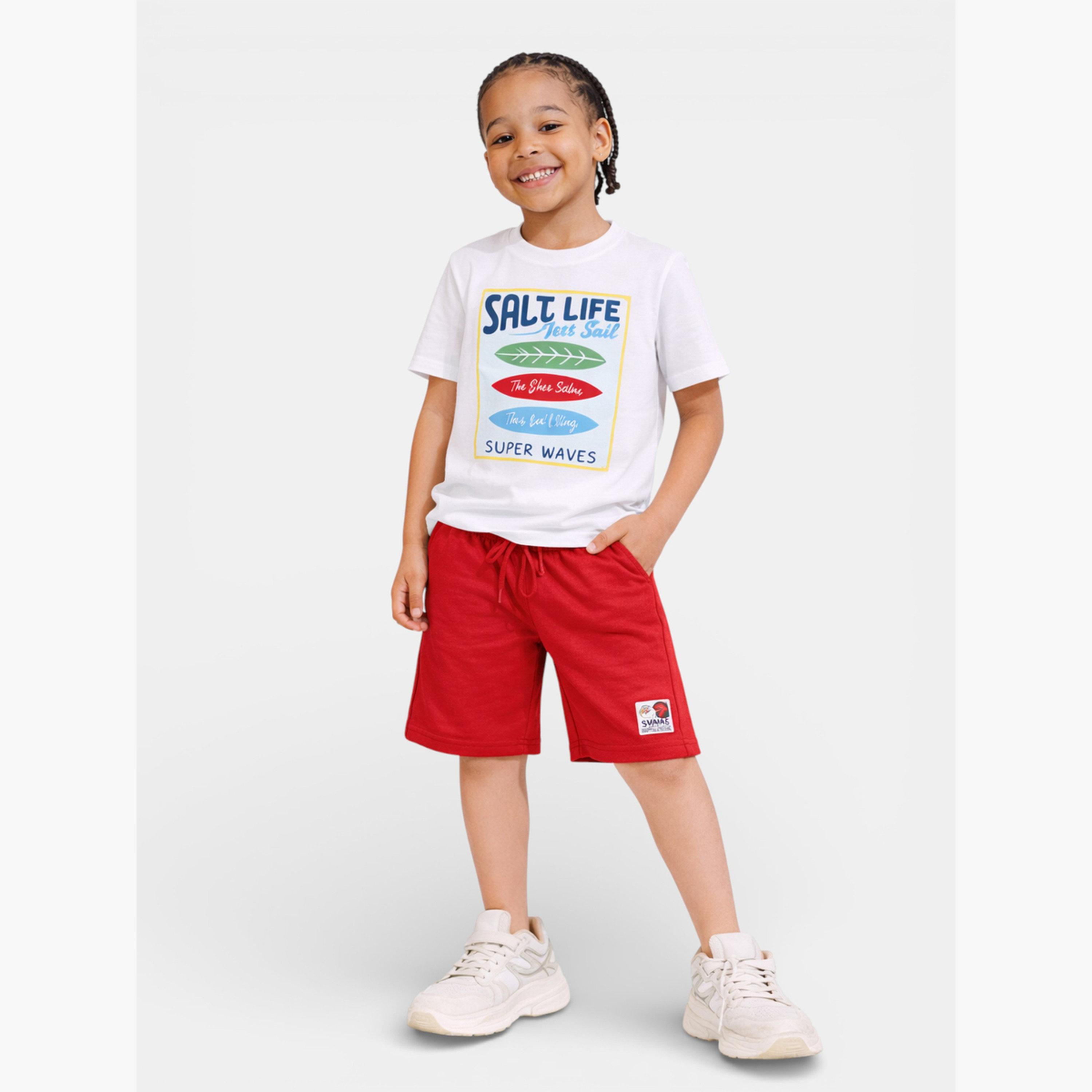مجموعة من شورت وتيشيرت بطبعة جرافيك-boys-clothing-setsandcoords-image-2