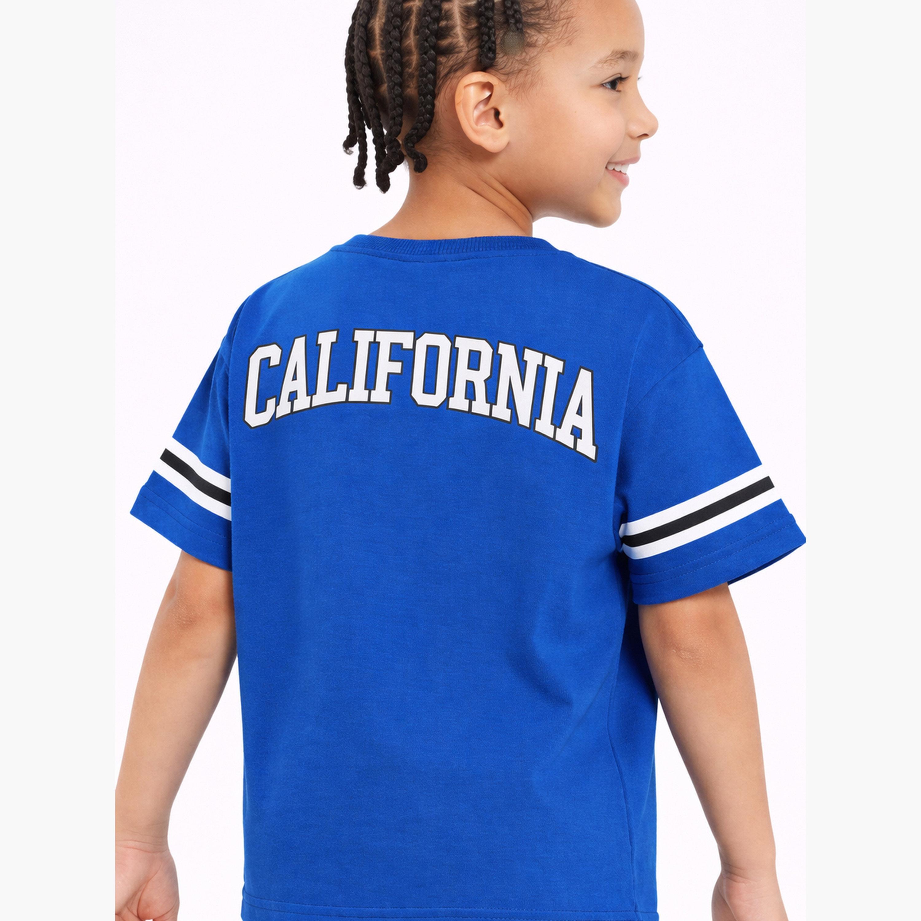 مجموعة من شورت وتيشيرت بطبعة جرافيك-boys-clothing-setsandcoords-image-5