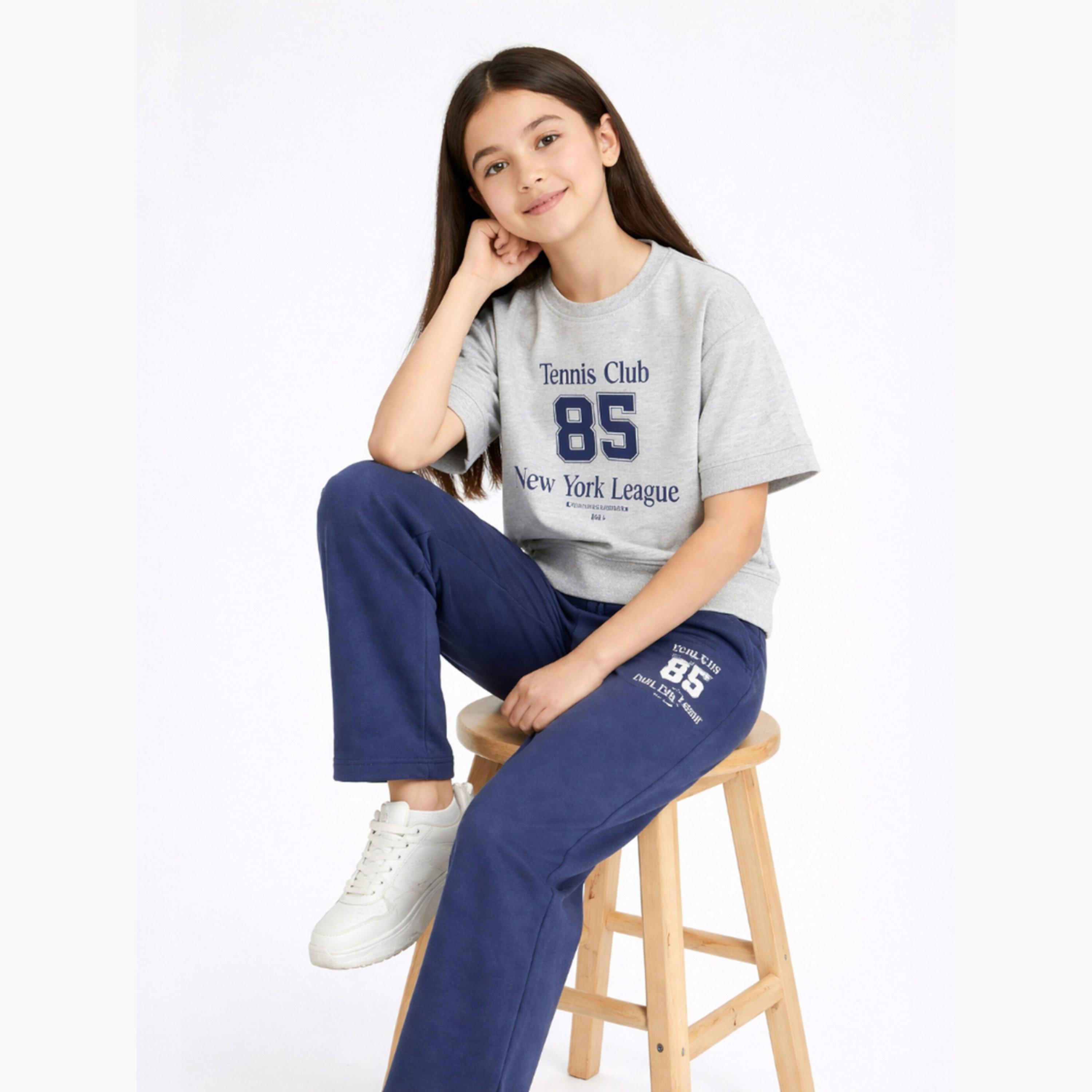مجموعة من بنطال وتيشيرت بطبعة كتابة-girls-clothing-setsandcoords-image-5