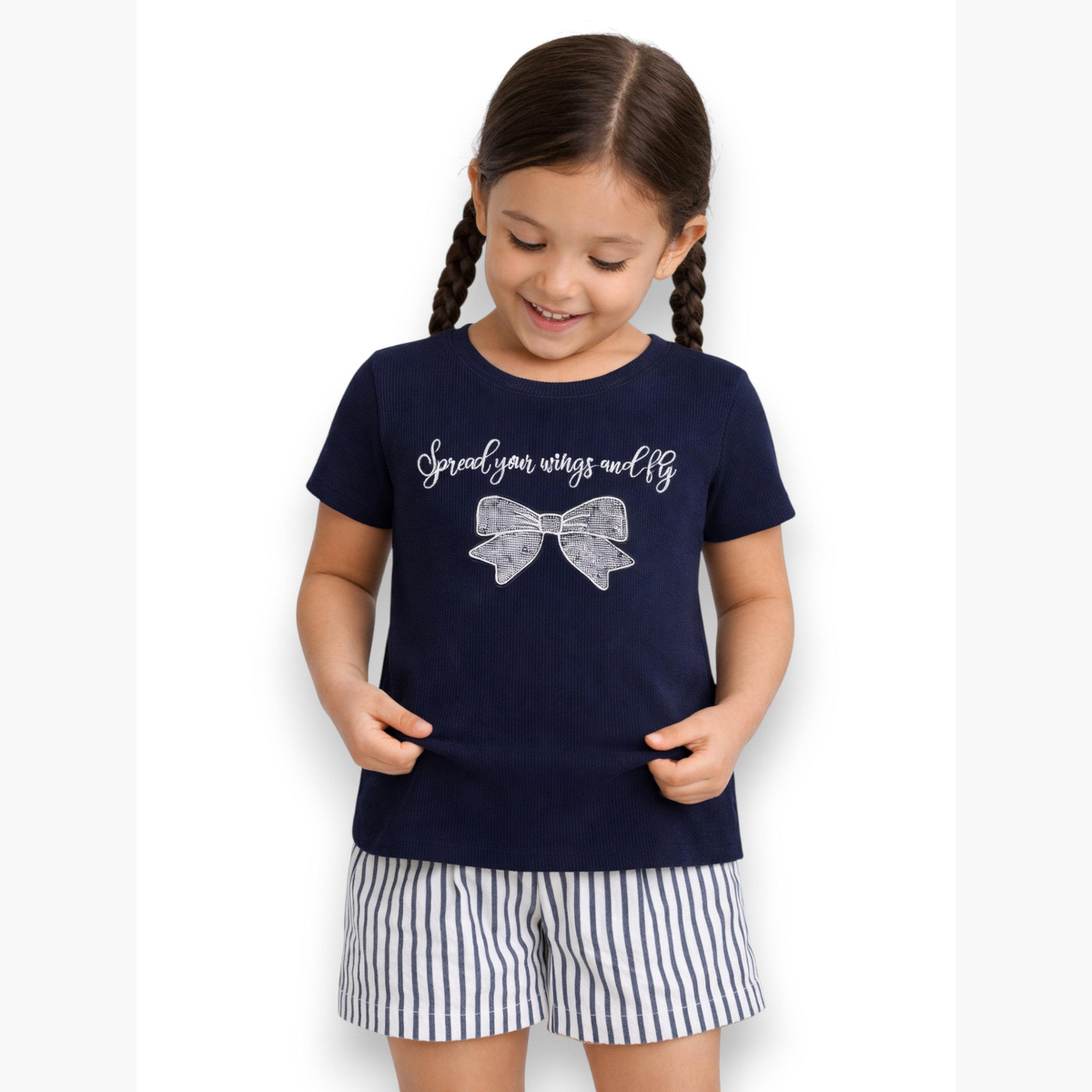 مجموعة من شورت مخطط وتيشيرت بطبعة فيونكة-girls-clothing-setsandcoords-image-1