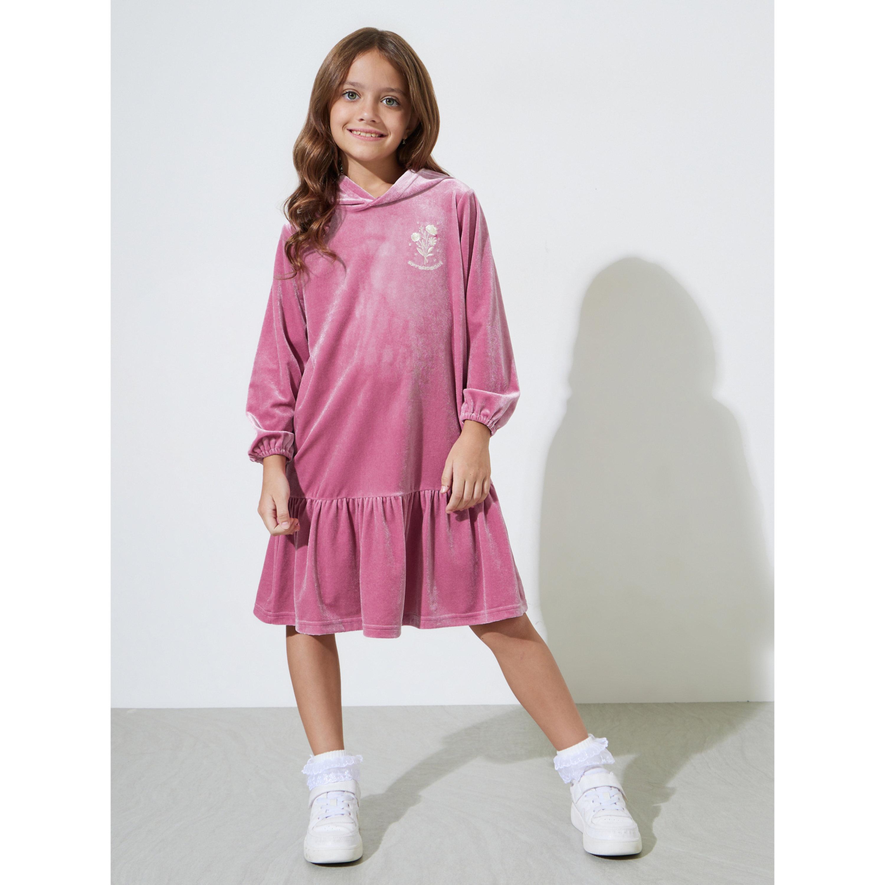 فستان ميدي بقبعة وتطريز وتفاصيل كشكشة للبنات باللون الوردي-girls-clothing-dressesandjumpsuits-image-1