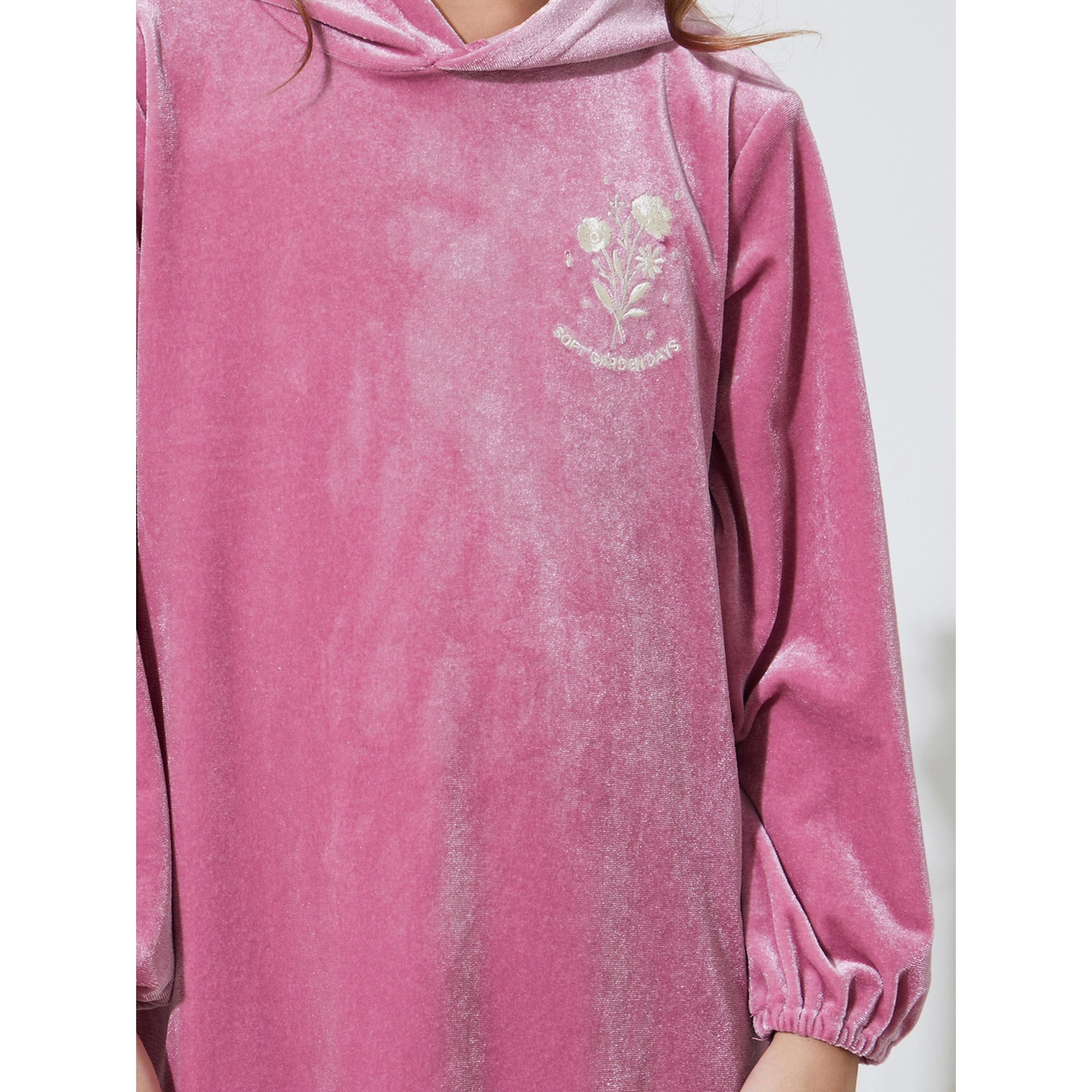 فستان ميدي بقبعة وتطريز وتفاصيل كشكشة للبنات باللون الوردي-girls-clothing-dressesandjumpsuits-image-4