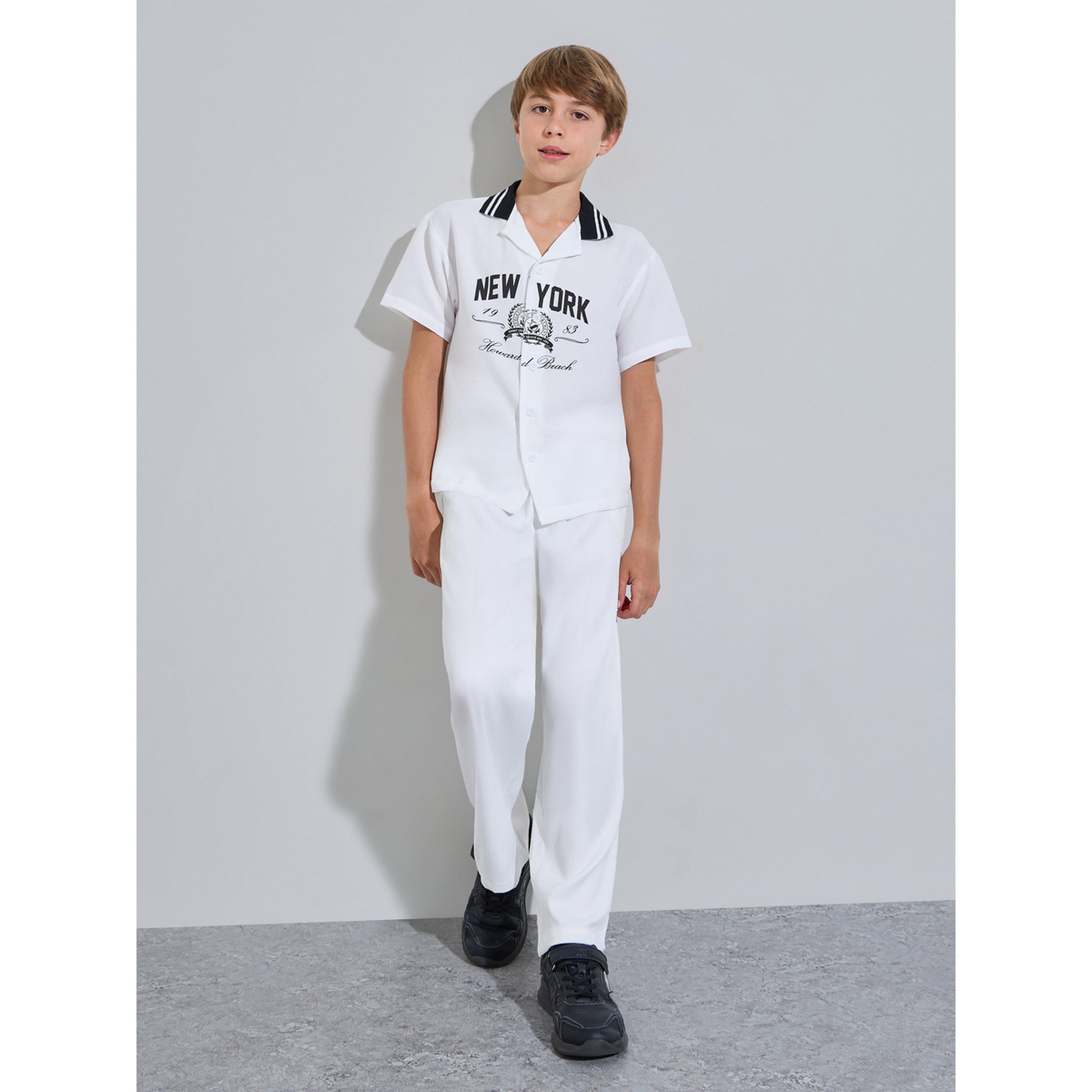 بنطال بقصة عادية وتفاصيل أزرار للأولاد باللون أوف وايت-boys-clothing-bottoms-trousers-image-2