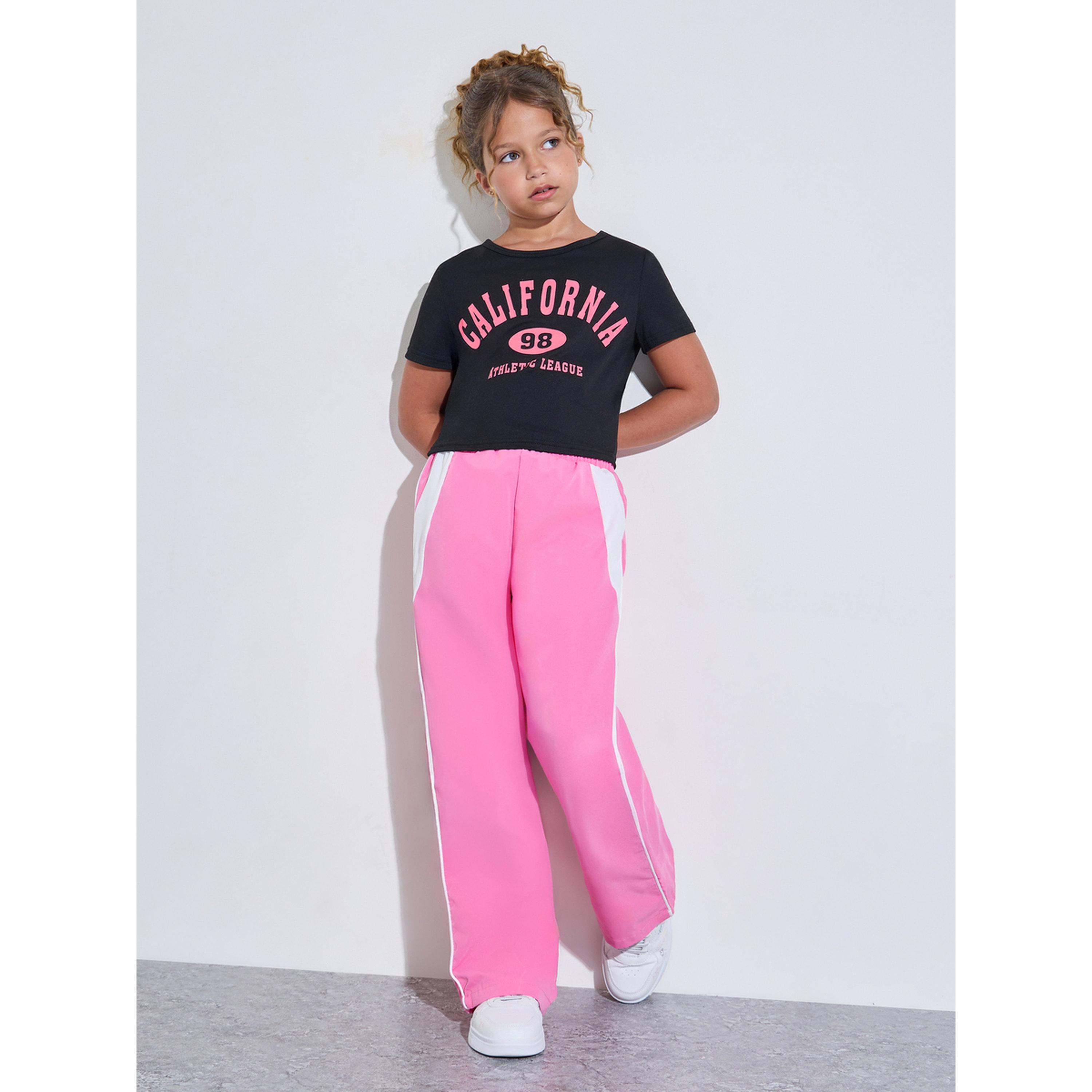 Styli Teen Girls Black Graphic Print T-Shirt and Pink Side Striped Joggers Set-girls-clothing-setsandcoords-image-1