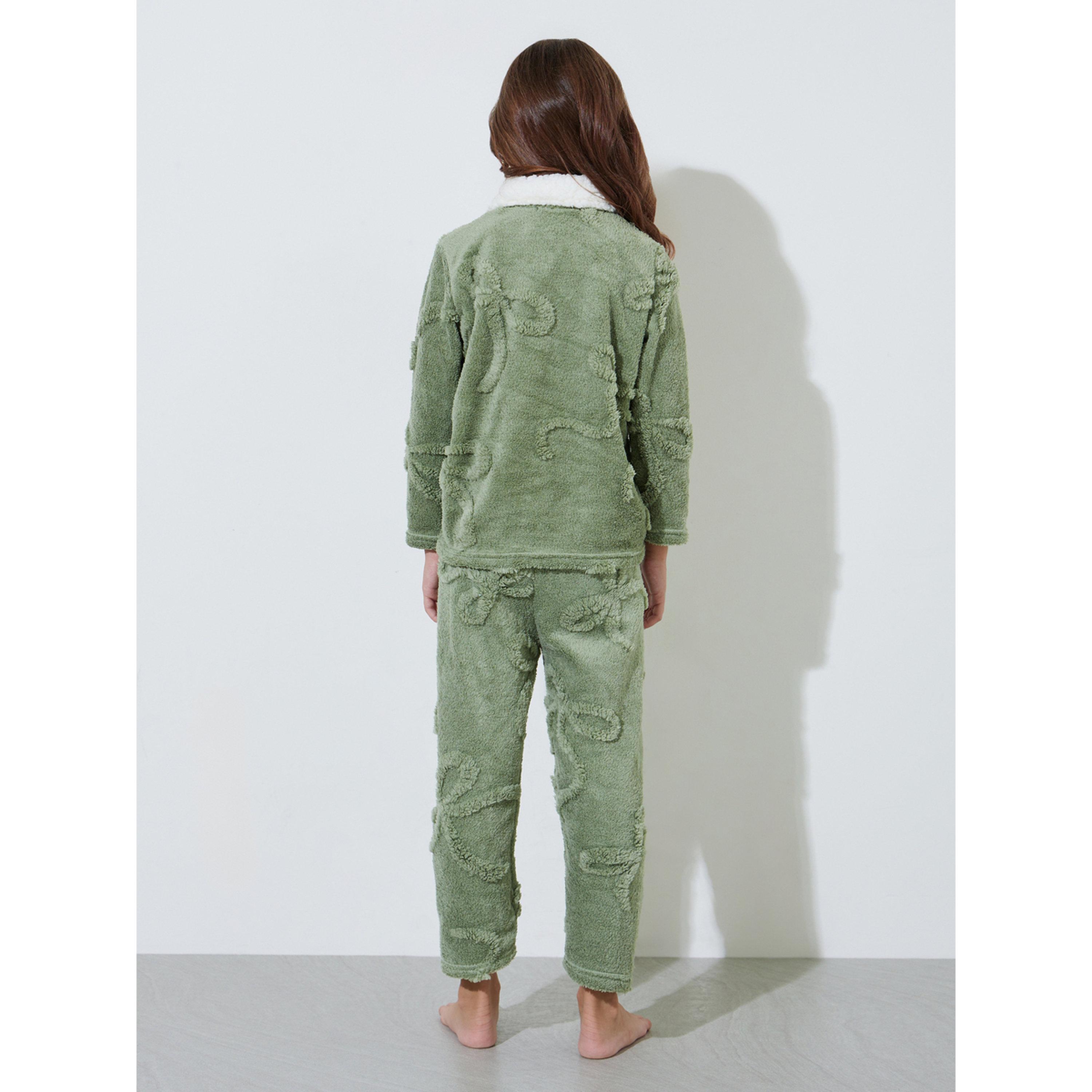 Styli Girls Green Faux Fur Long Sleeves Collared Top and Pants Pyjama Set-girls-clothing-nightwear-image-4
