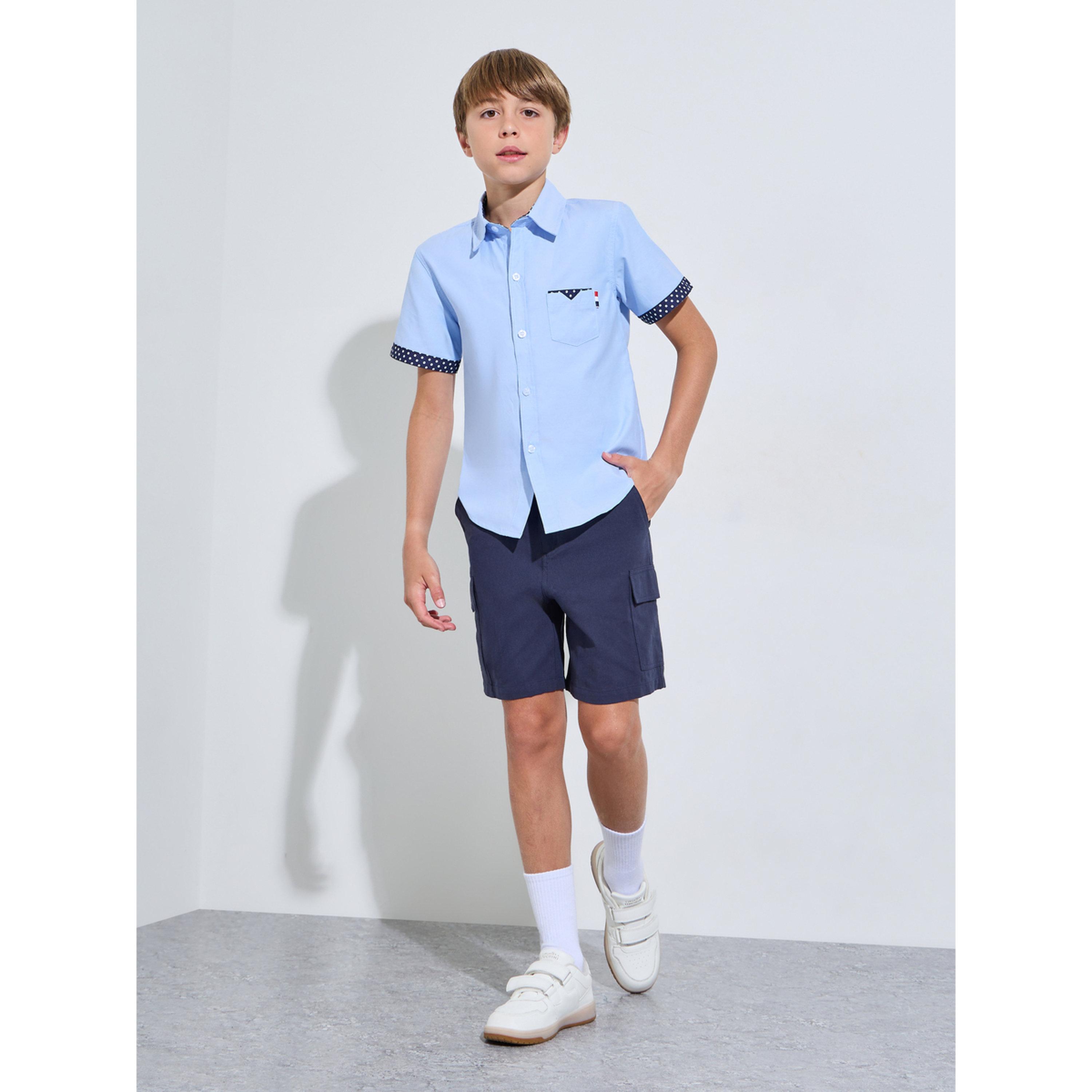 قميص بتفاصيل متباينة على الجيب والأكمام للأولاد باللون الأزرق الفاتح-boys-clothing-shirts-image-2