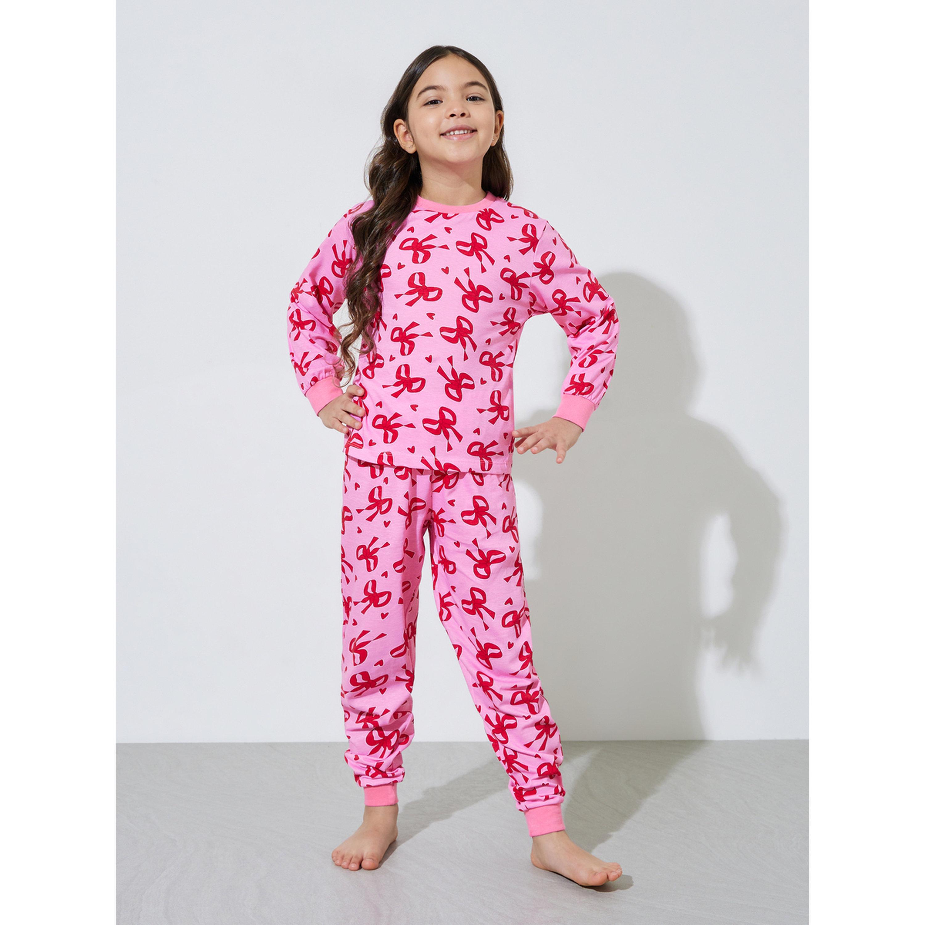 Styli Girls All Over Bow Print Sweatshirt and Cuffed Pants Pyjama Set-girls-clothing-nightwear-image-1