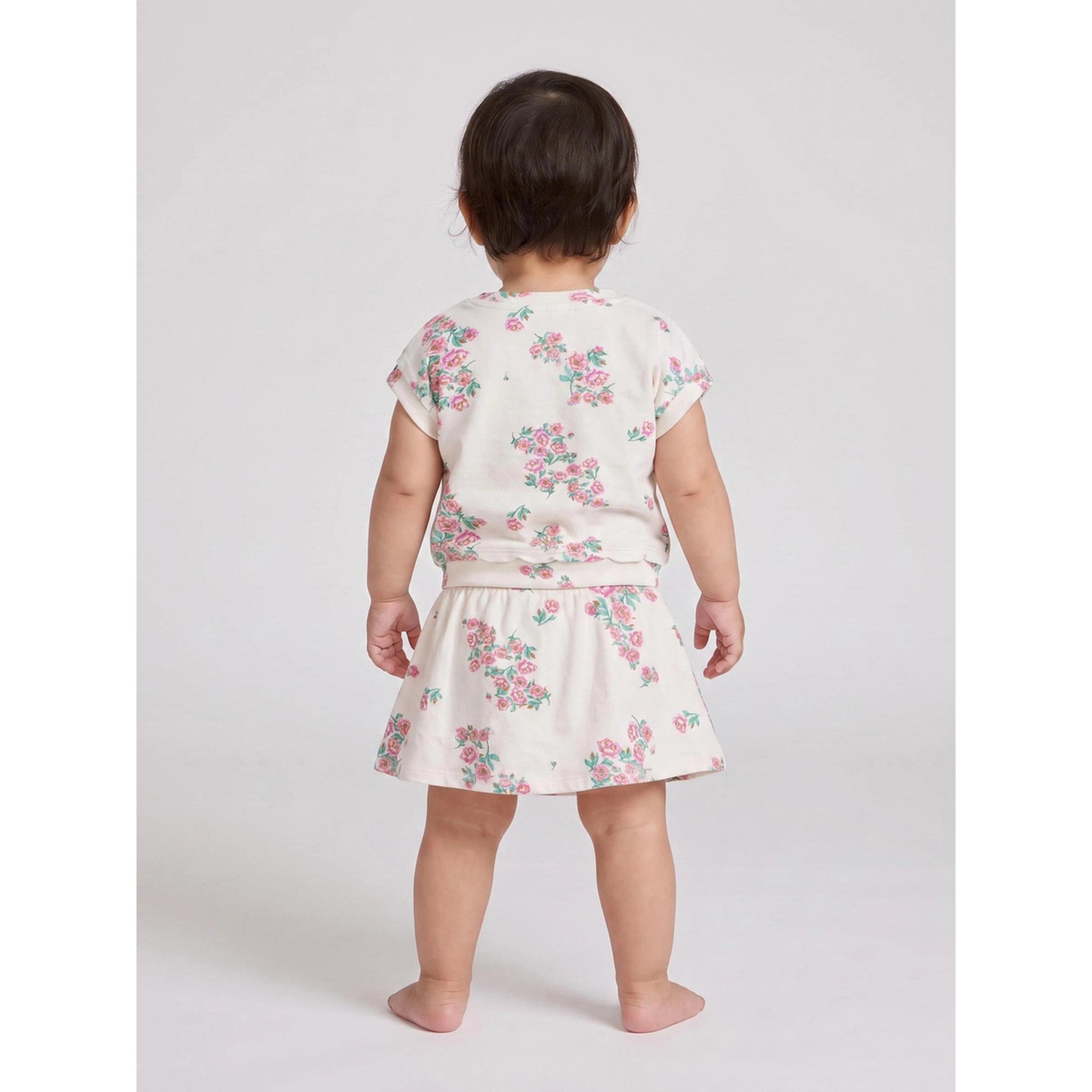 Styli Baby Girl Off White All Over Floral Print T-Shirt and Skort Set-girls-clothing-setsandcoords-image-4