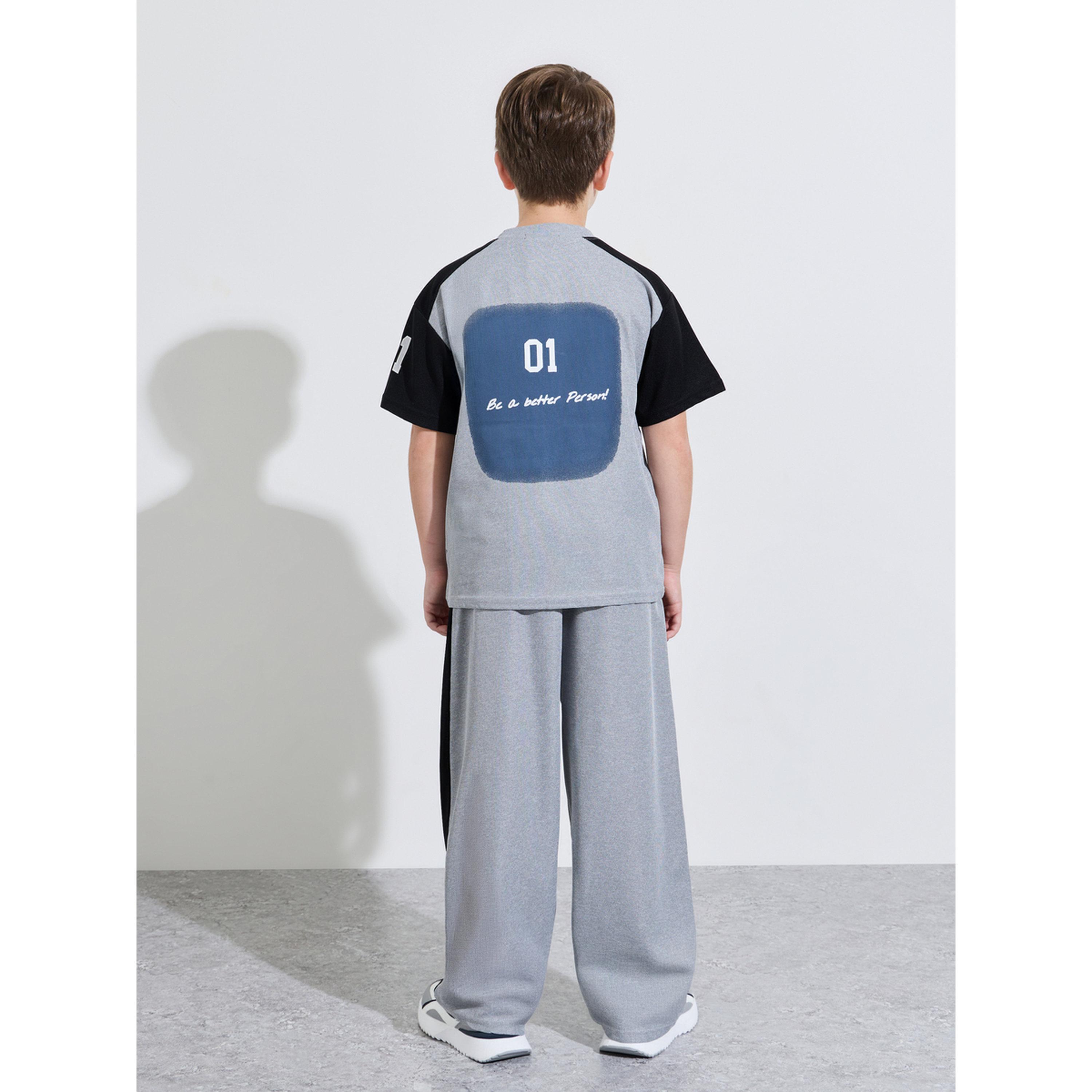 طقم من جوغر وتيشيرت بأكمام قصيرة وطبعة جرافيك رمادي للأولاد المراهقين-boys-clothing-setsandcoords-image-2