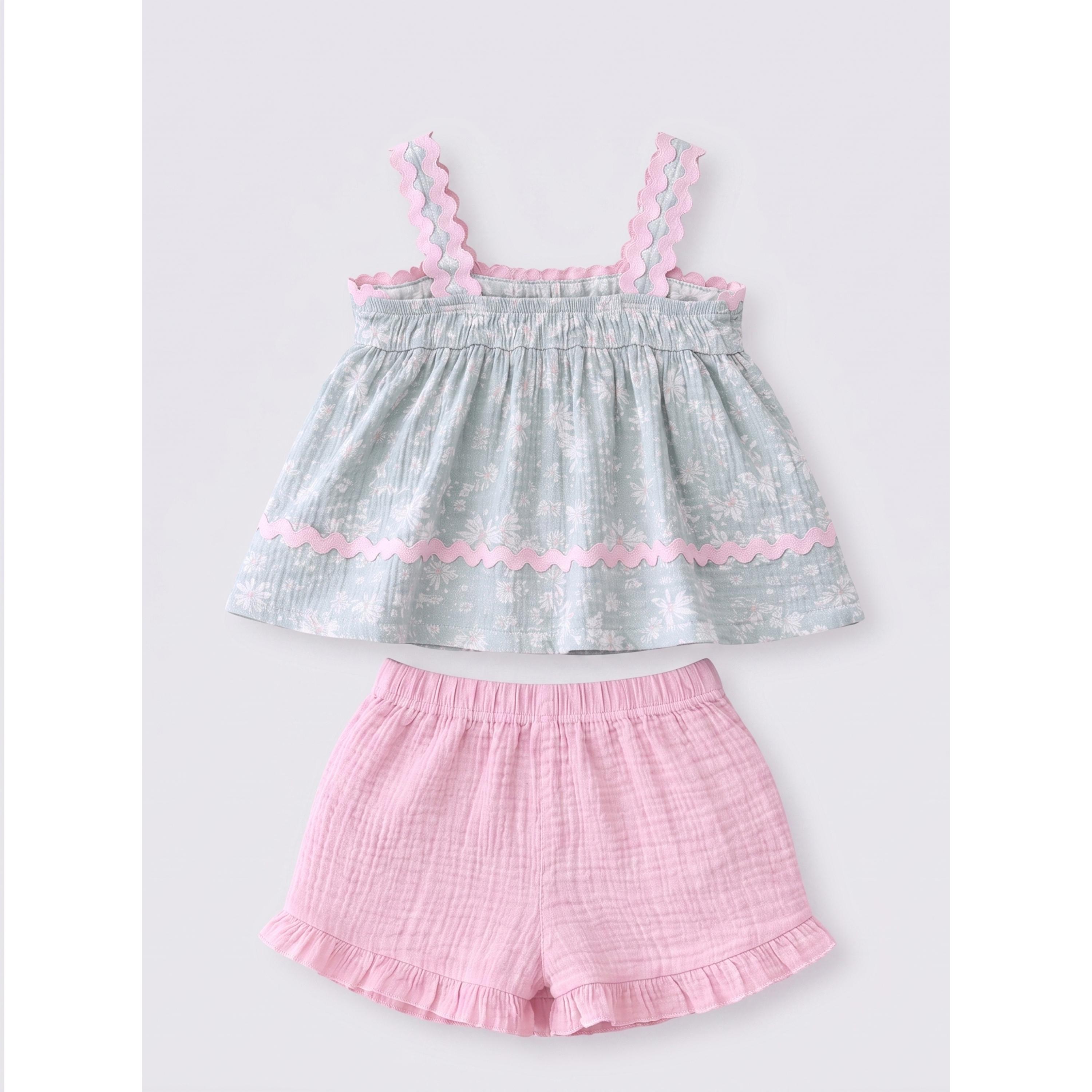 مجموعة من شورت وبلوزة قطن بدون أكمام وشريط رأس ونظارة للبنات 4 قطع-girls-clothing-setsandcoords-image-7
