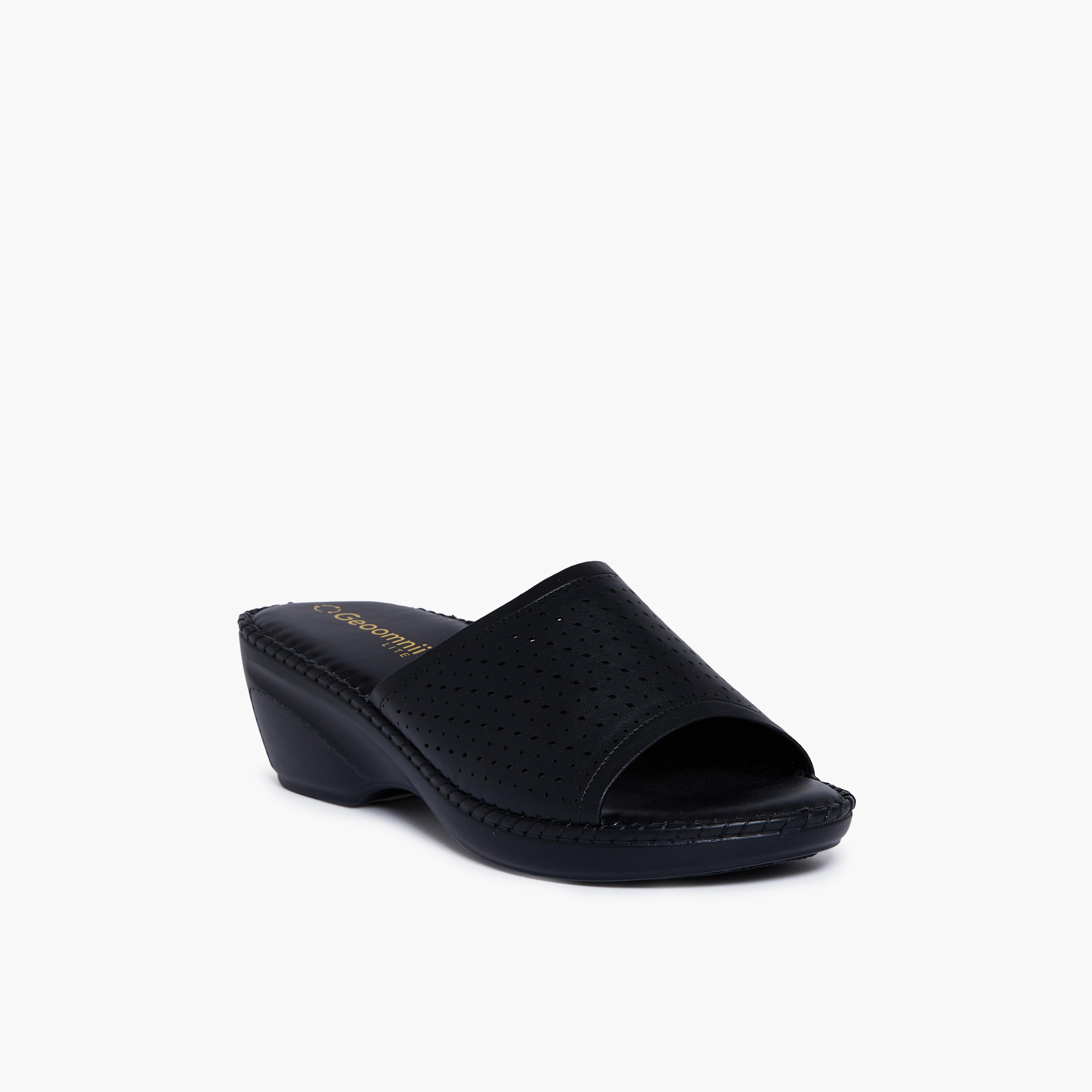 جيومني - حذاء إيان هيليك سهل الارتداء بكعب إسفيني للنساء | 22131-4-BLACK-women-shoes-sandals-heeled-image-1