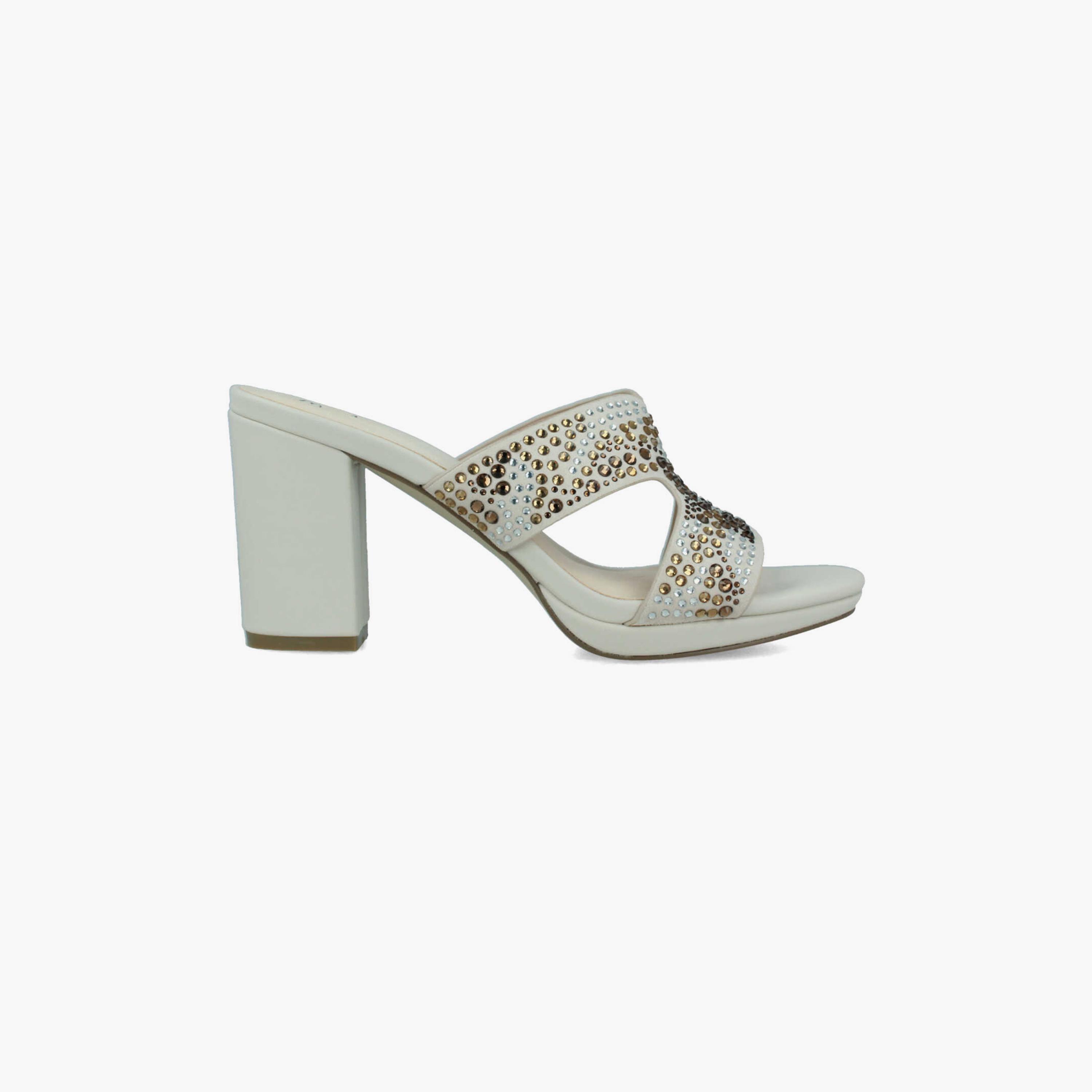مينبور- حذاء نسائي بكعب مربع مزين بأحجار زينة | 22324-women-shoes-heels-image-1