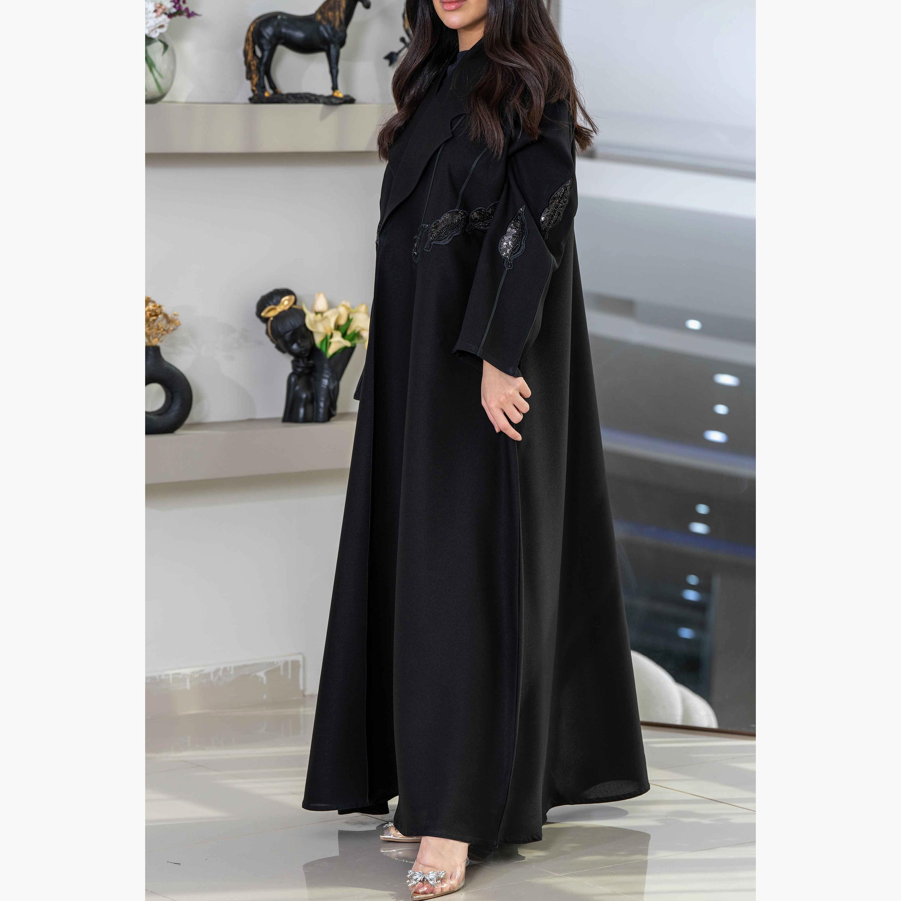 عباية نسائية سوداء مطرزة كلوش مع طرحة من زاهيه-women-arabicclothing-abayas-image-3