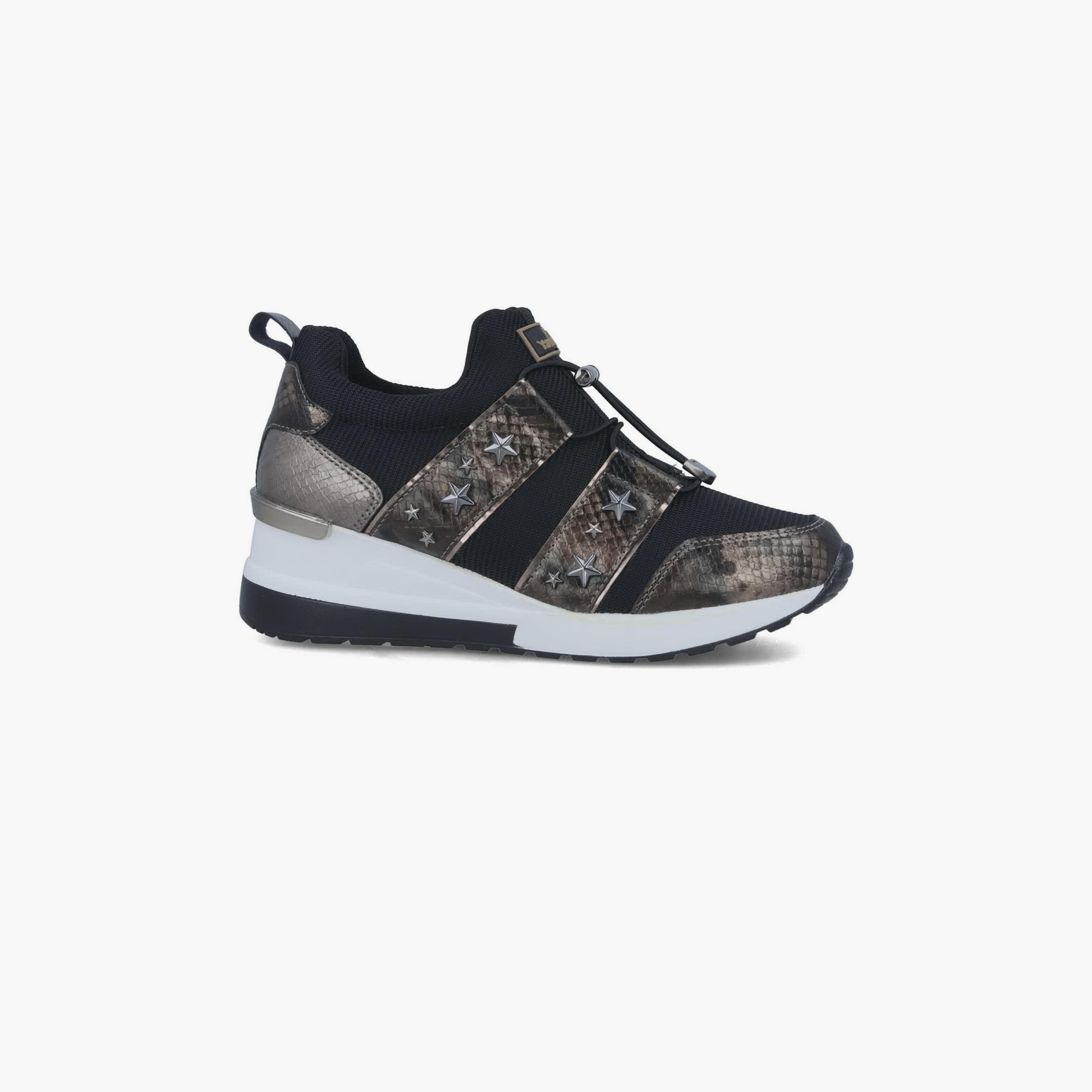 Menbur Women's Reptile Print Low Ankle Sneakers with Studded Accent | 22672-women-shoes-sneakers-image-2
