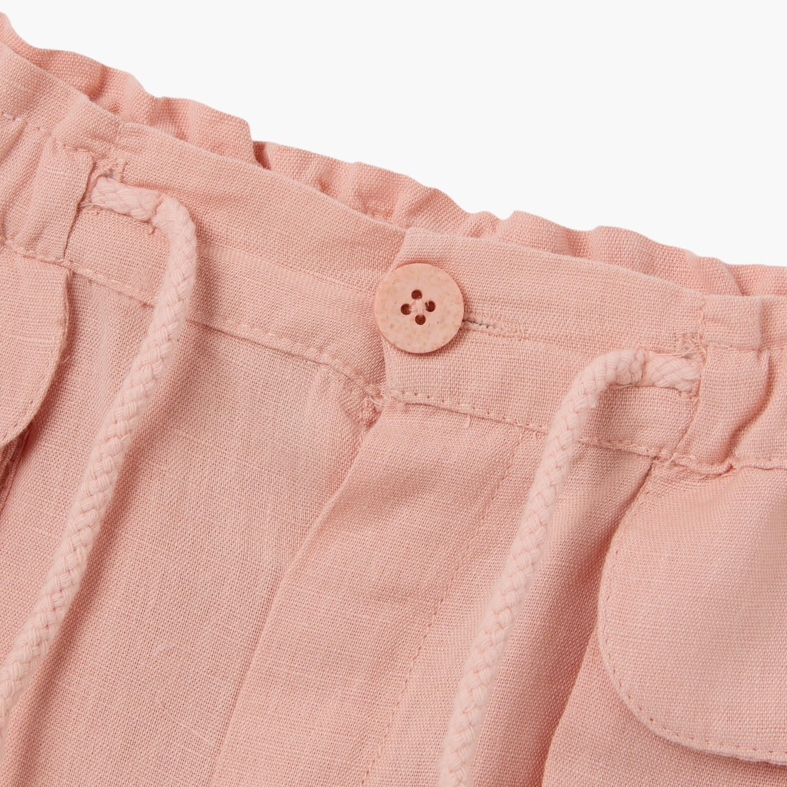 طقم بلوزة بأكمام "رافلد" وشورت بأزرار من اوه في اس-baby-girls-clothing-setsandcoords-image-4