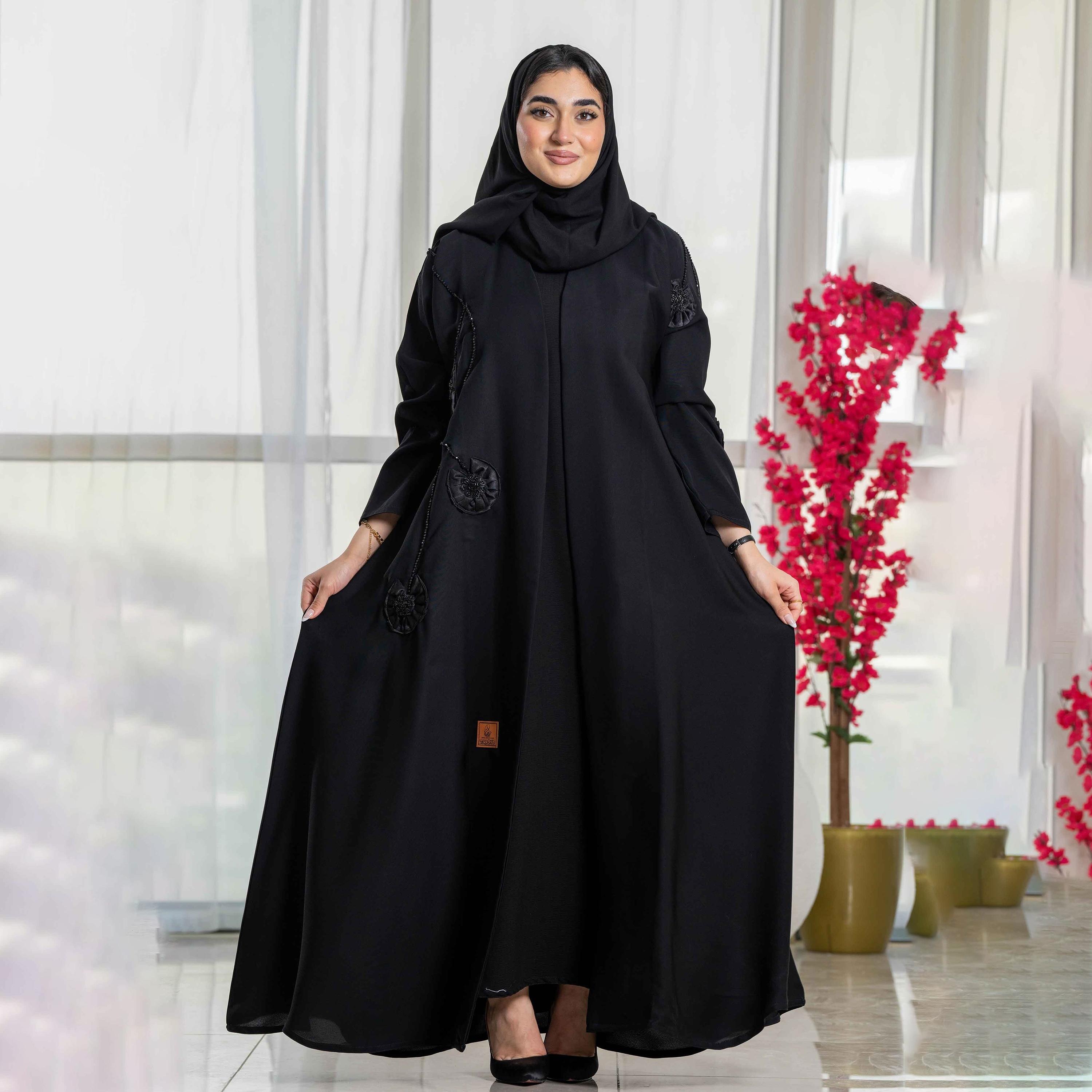 عباية نسائية سوداء مطرزة كلوش مع طرحة من زاهيه-women-arabicclothing-abayas-image-4