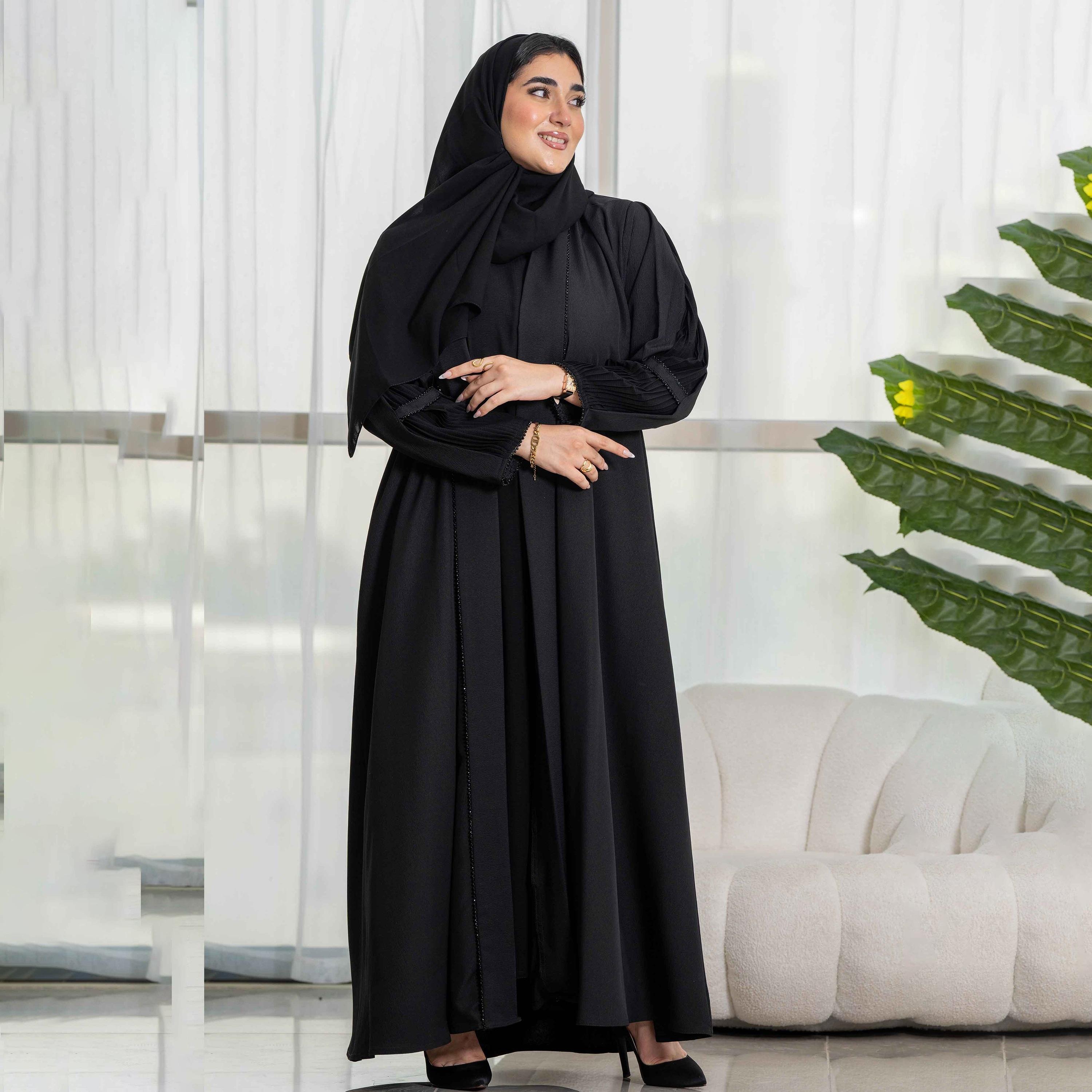 عباية نسائية سادة سوداء كلوش بياقة مطوية مع طرحة من زاهيه-women-arabicclothing-abayas-image-3