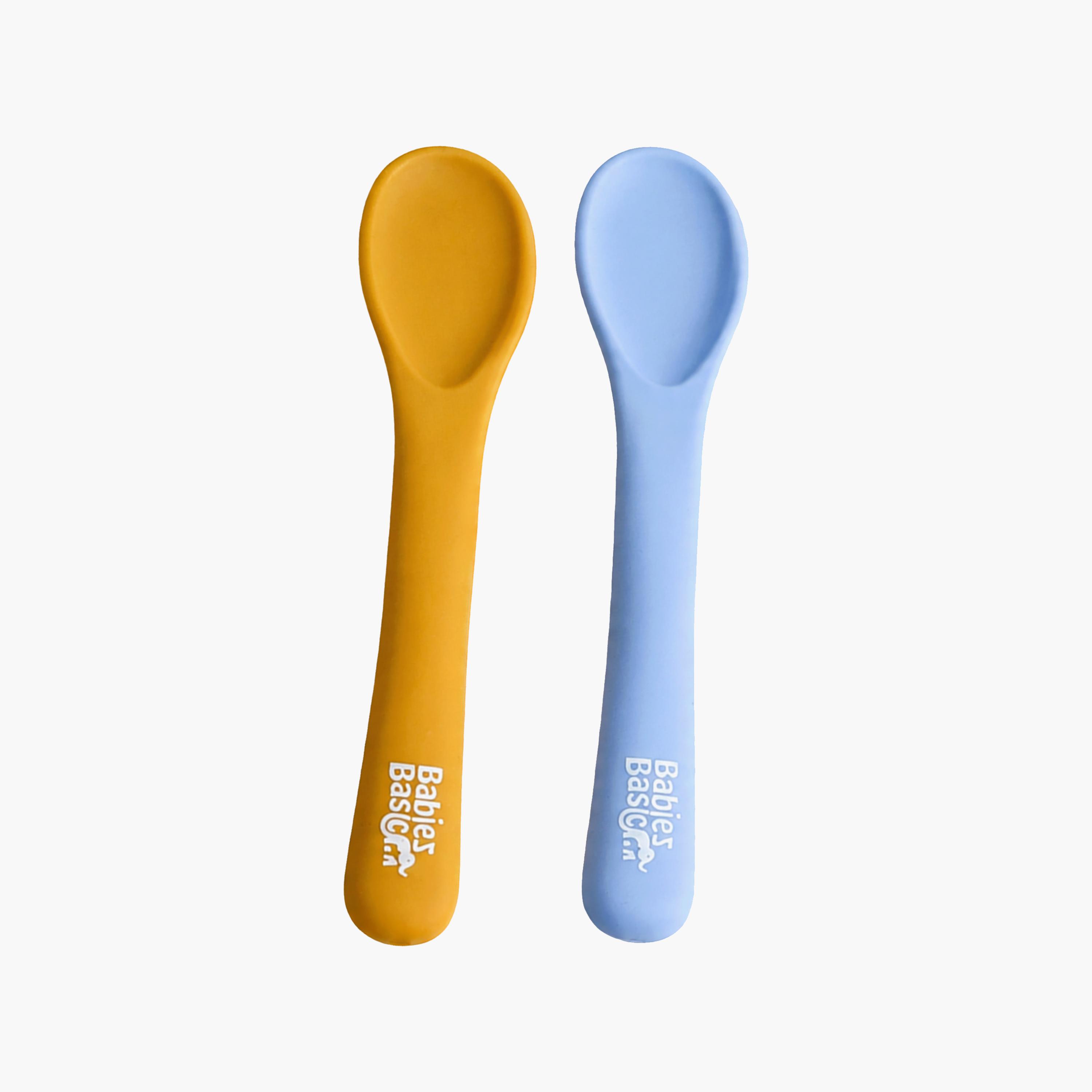طقم ملاعق سيليكون مرنة مع علبة حفظ للسفر قطعتين من بيبيز بيزك-baby-feeding-mealtimeessentials-image-1