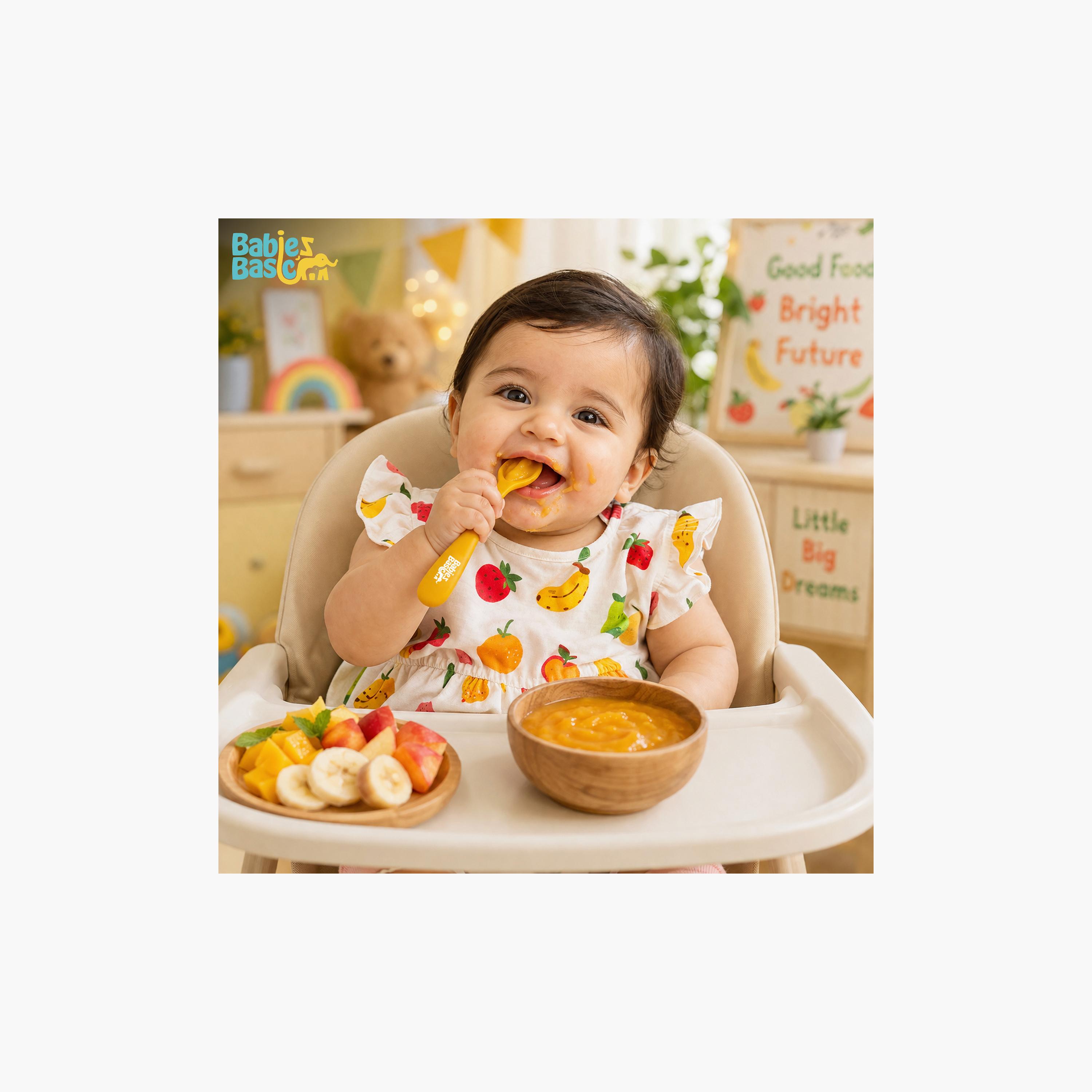 طقم ملاعق سيليكون مرنة مع علبة حفظ للسفر قطعتين من بيبيز بيزك-baby-feeding-mealtimeessentials-image-3