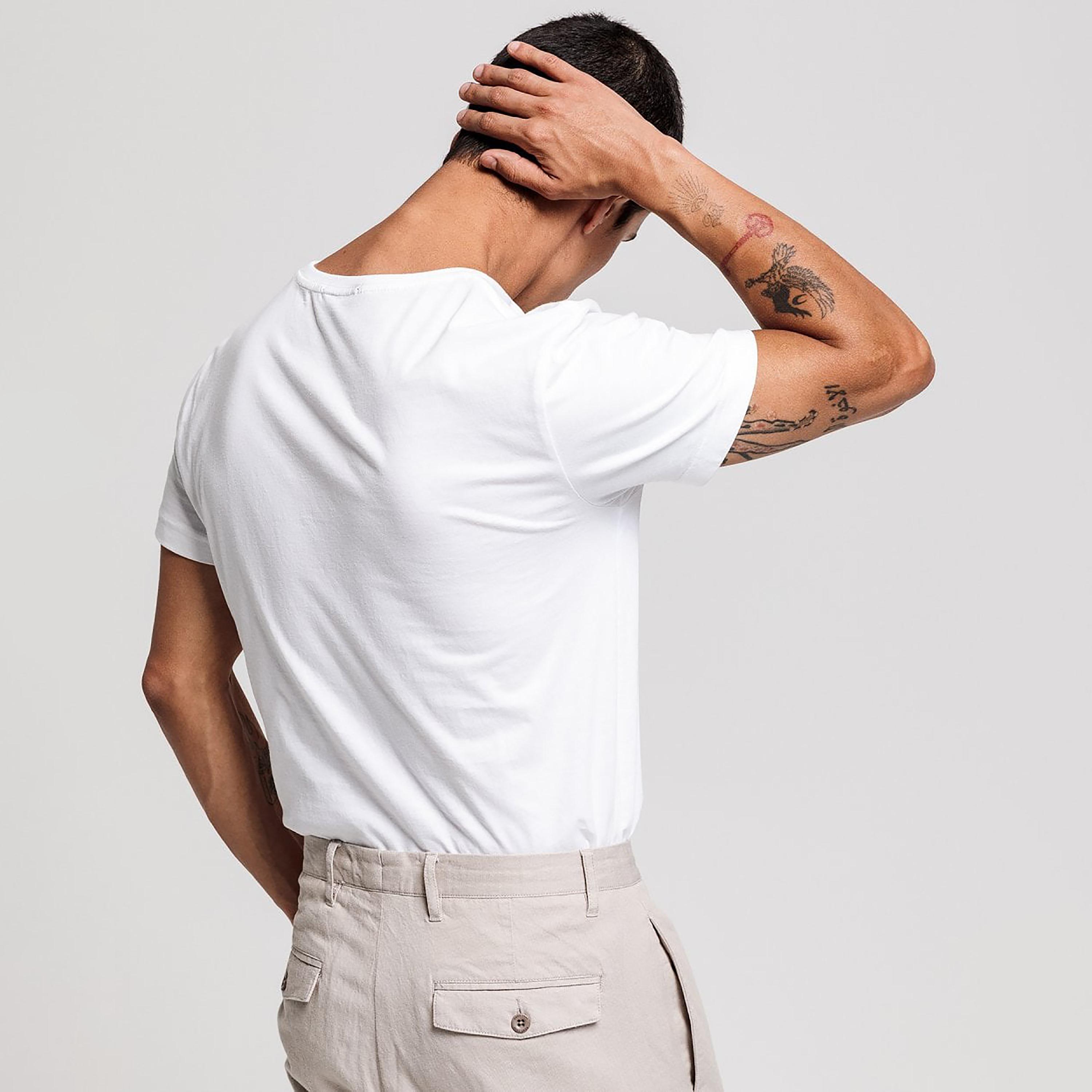 Gant Plain Round Neck Short Sleeves Men's T-Shirt-men-clothing-tshirtsandpolos-tshirts-image-4