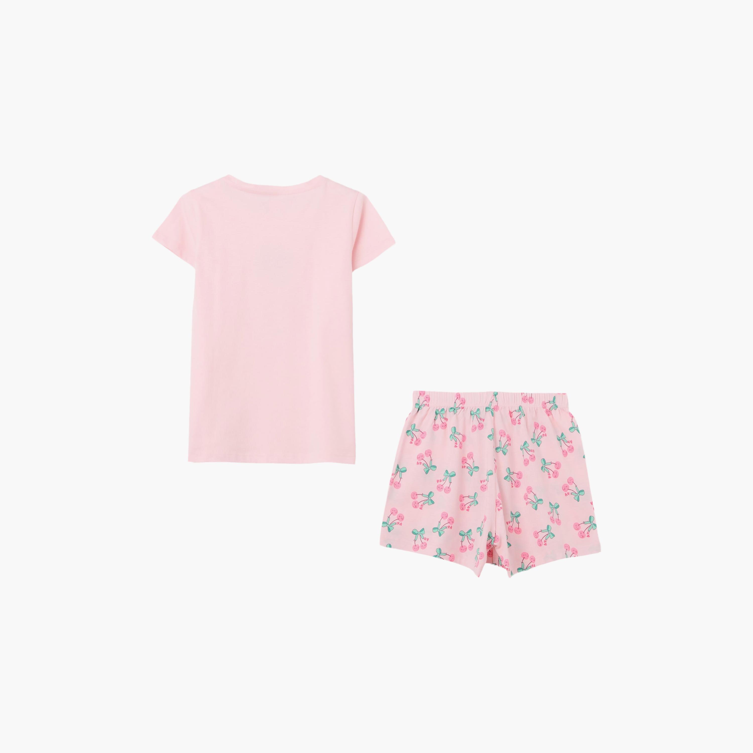 طقم بلوزة قطن مطبوعة وشورت من اوه في اس-girls-clothing-setsandcoords-image-2