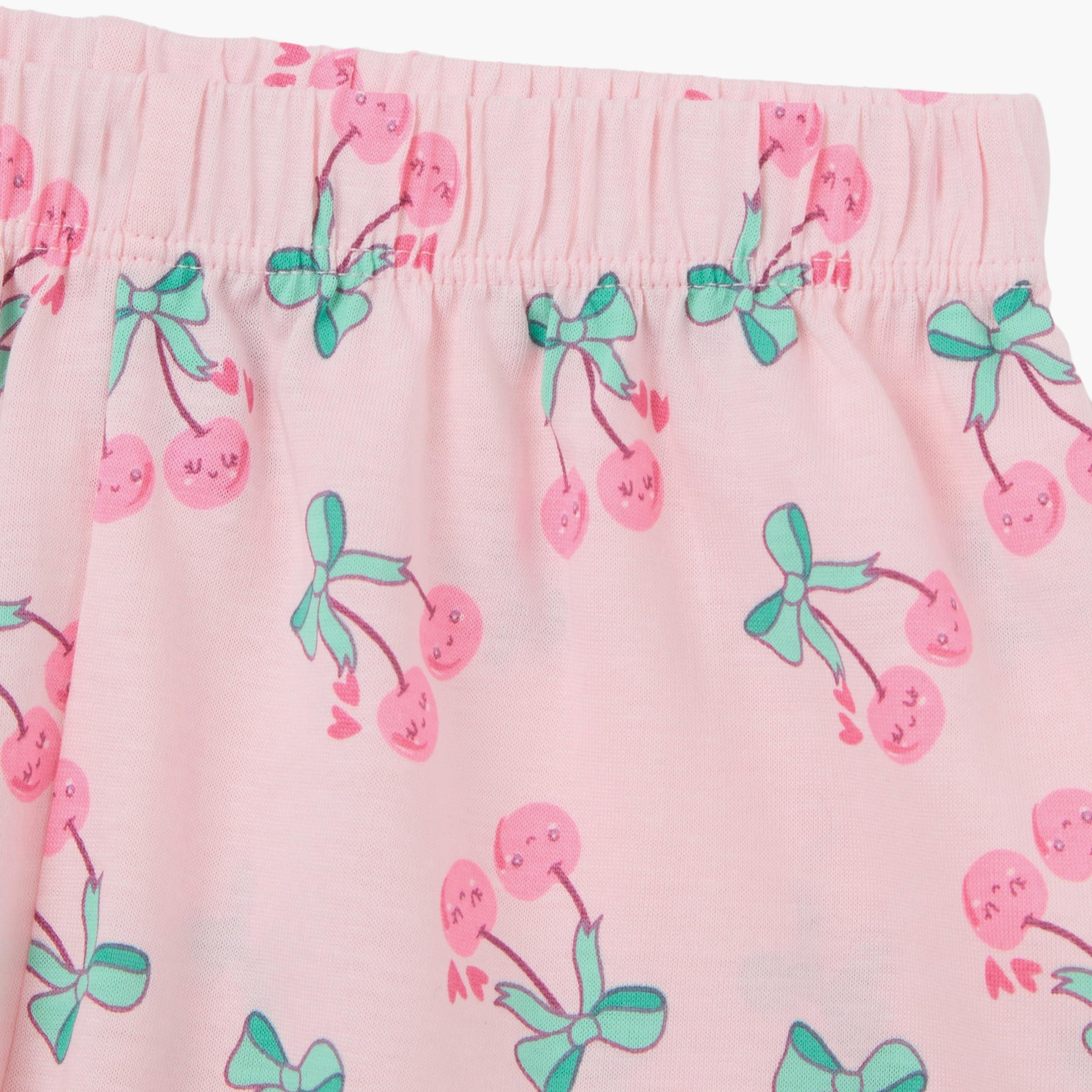 طقم بلوزة قطن مطبوعة وشورت من اوه في اس-girls-clothing-setsandcoords-image-3