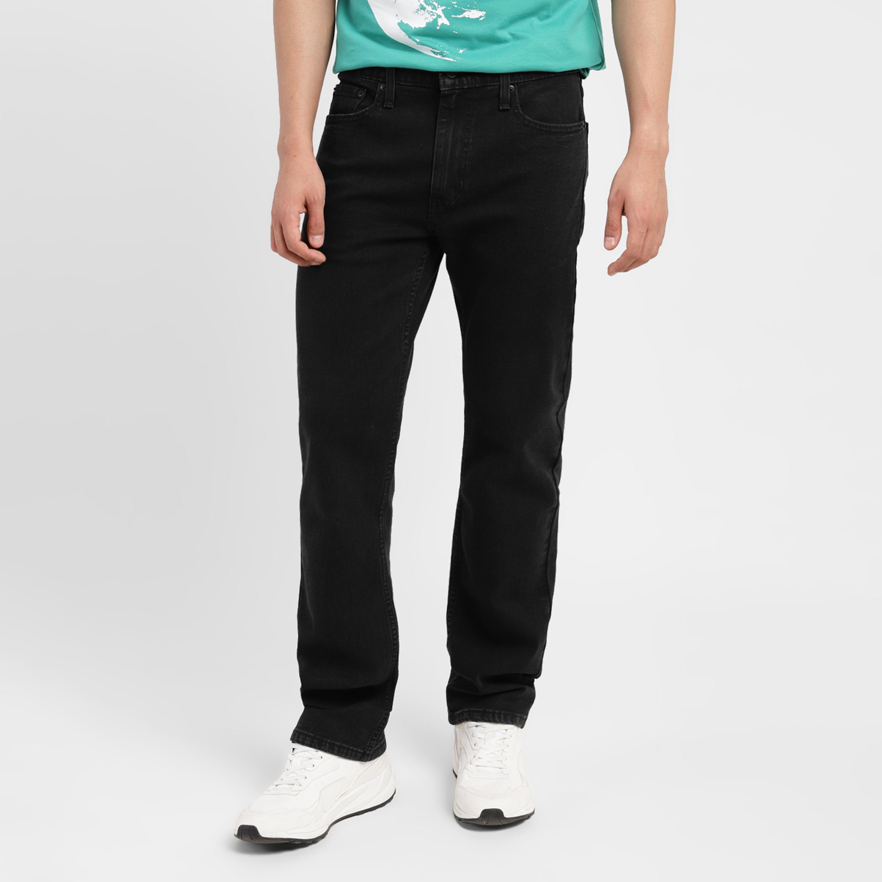 بنطال جينز من ليفايز 513 بلون اسود ذو قصة مستقيمة وجيب متوسط الارتفاع-men-clothing-bottoms-jeans-image-1
