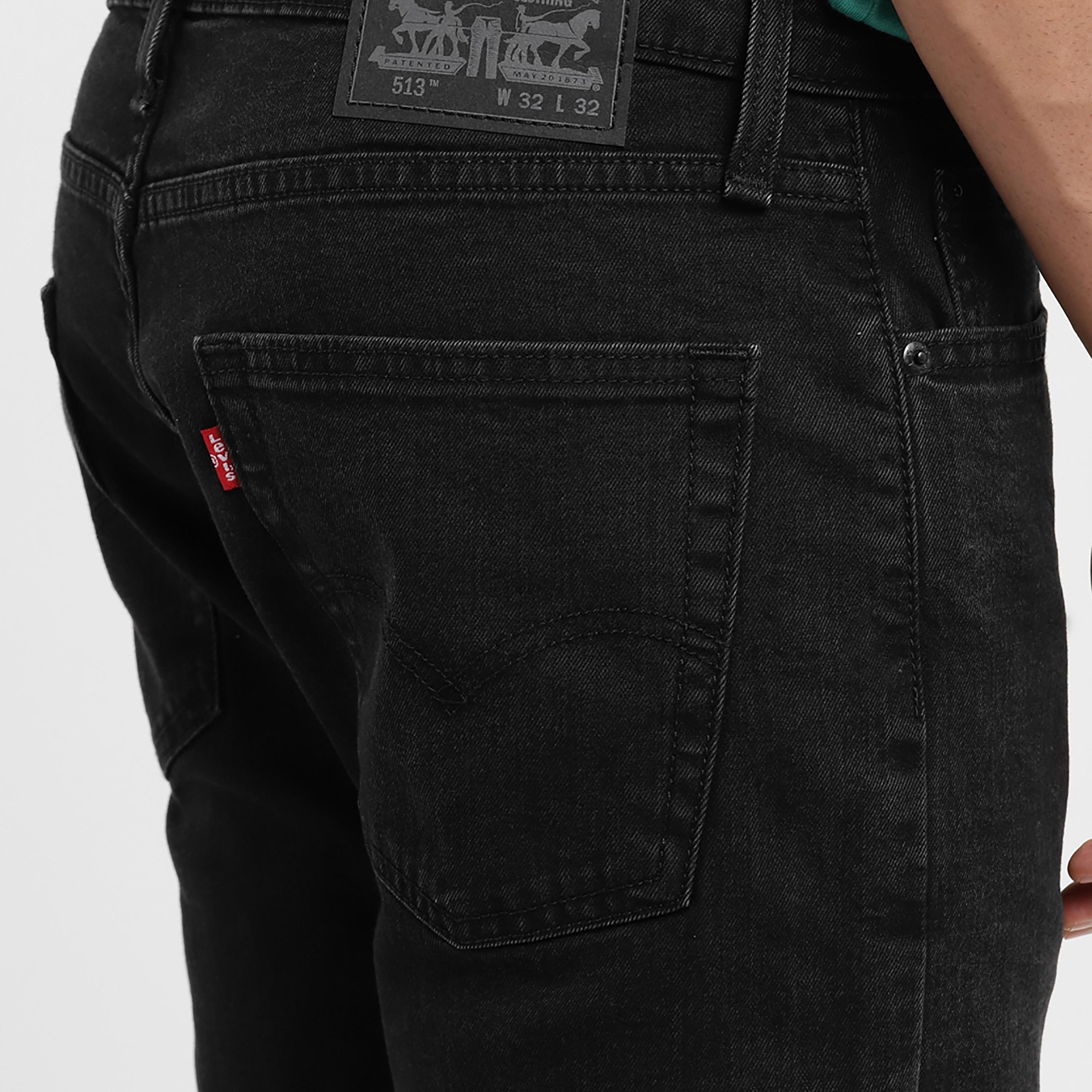 بنطال جينز من ليفايز 513 بلون اسود ذو قصة مستقيمة وجيب متوسط الارتفاع-men-clothing-bottoms-jeans-image-5
