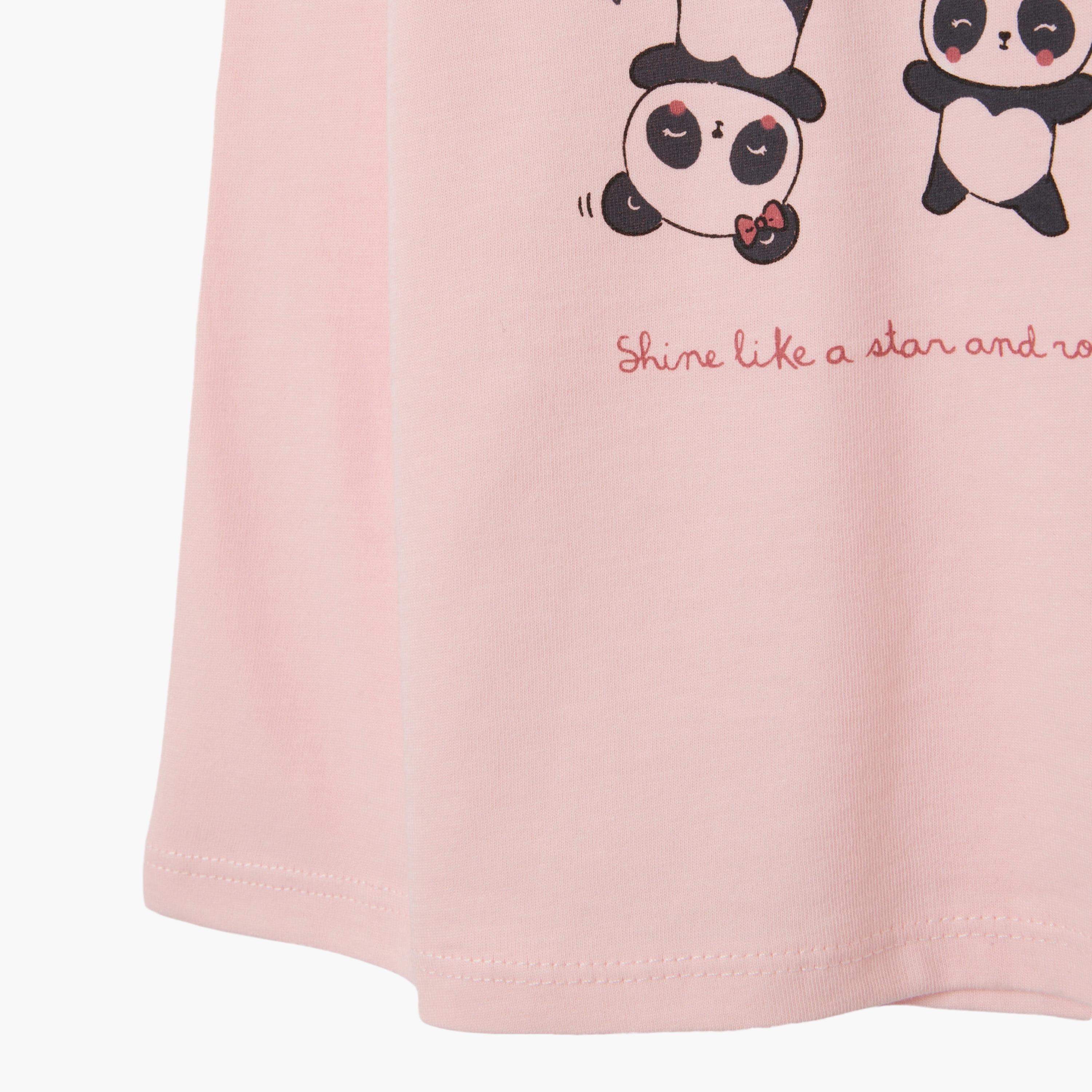 تيشيرت قطن بطبعة "باندا" بأكمام قصيرة من اوه في اس-baby-girls-clothing-tshirts-image-3