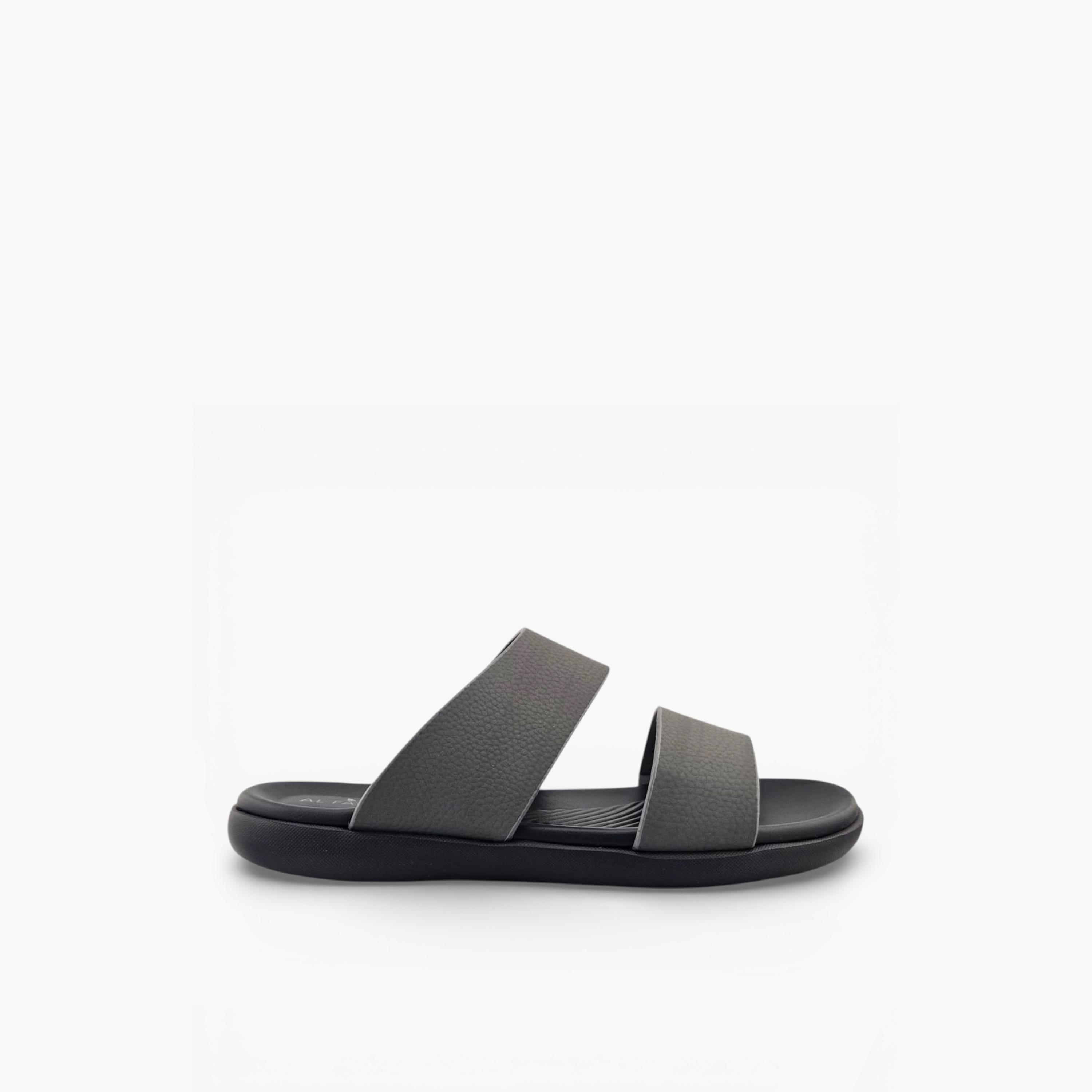 صندل سايروس المريح سهل الارتداء للرجال من آل فانوس-men-shoes-sandals-image-3
