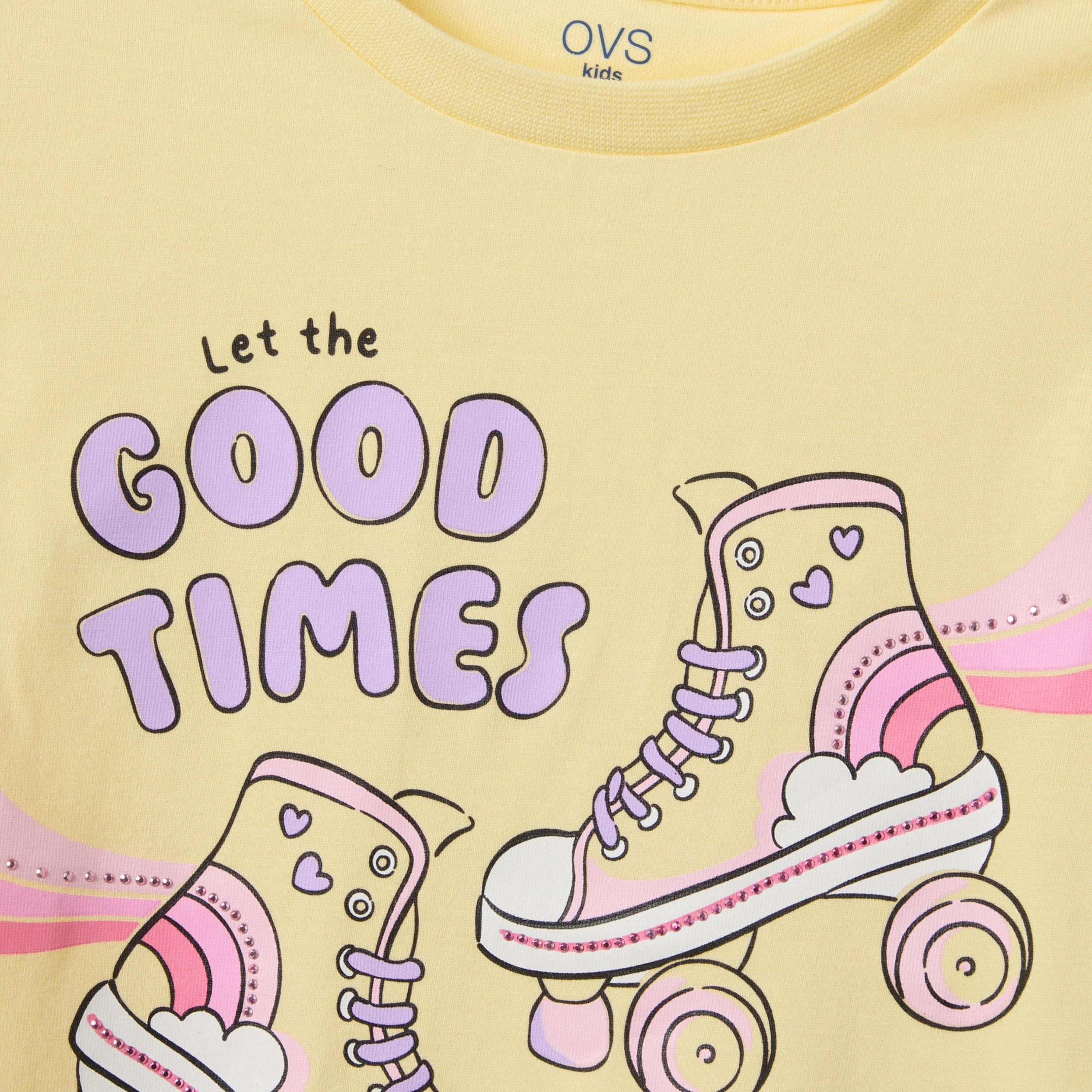 تيشيرت غرافيك أكمام قصيرة بتصميم غود تايمز من أو في إس-girls-clothing-tshirts-image-3