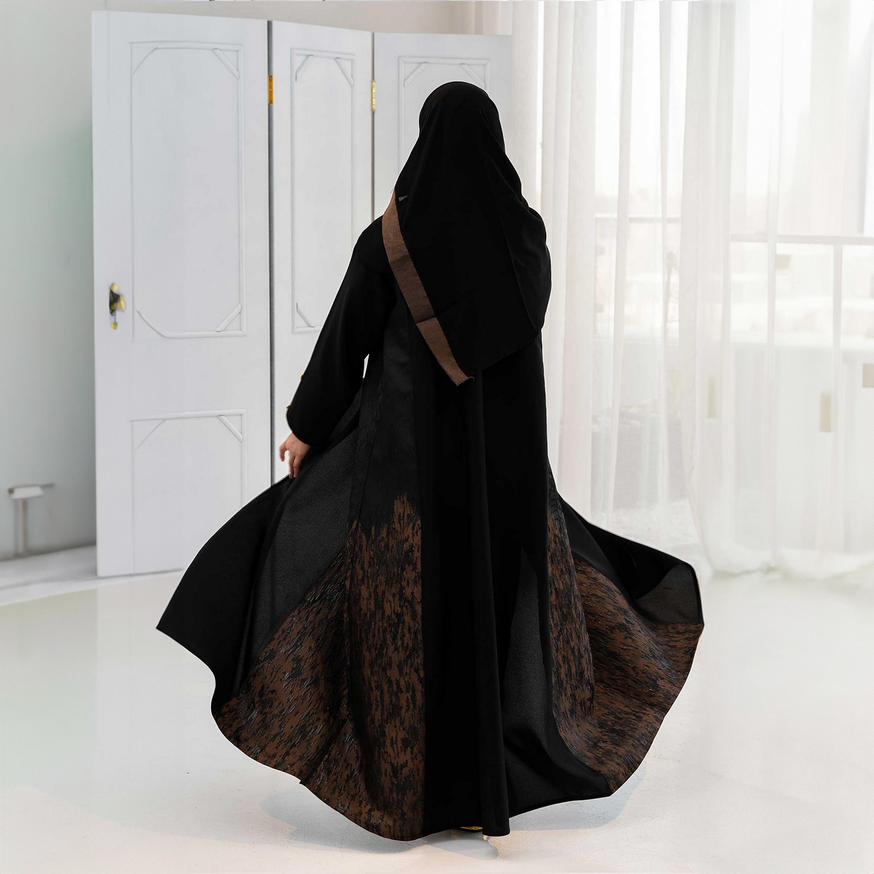 Zahiyh Black Dual Tone Jacquard Women's Cloche Abaya with Hijab-women-arabicclothing-abayas-image-4