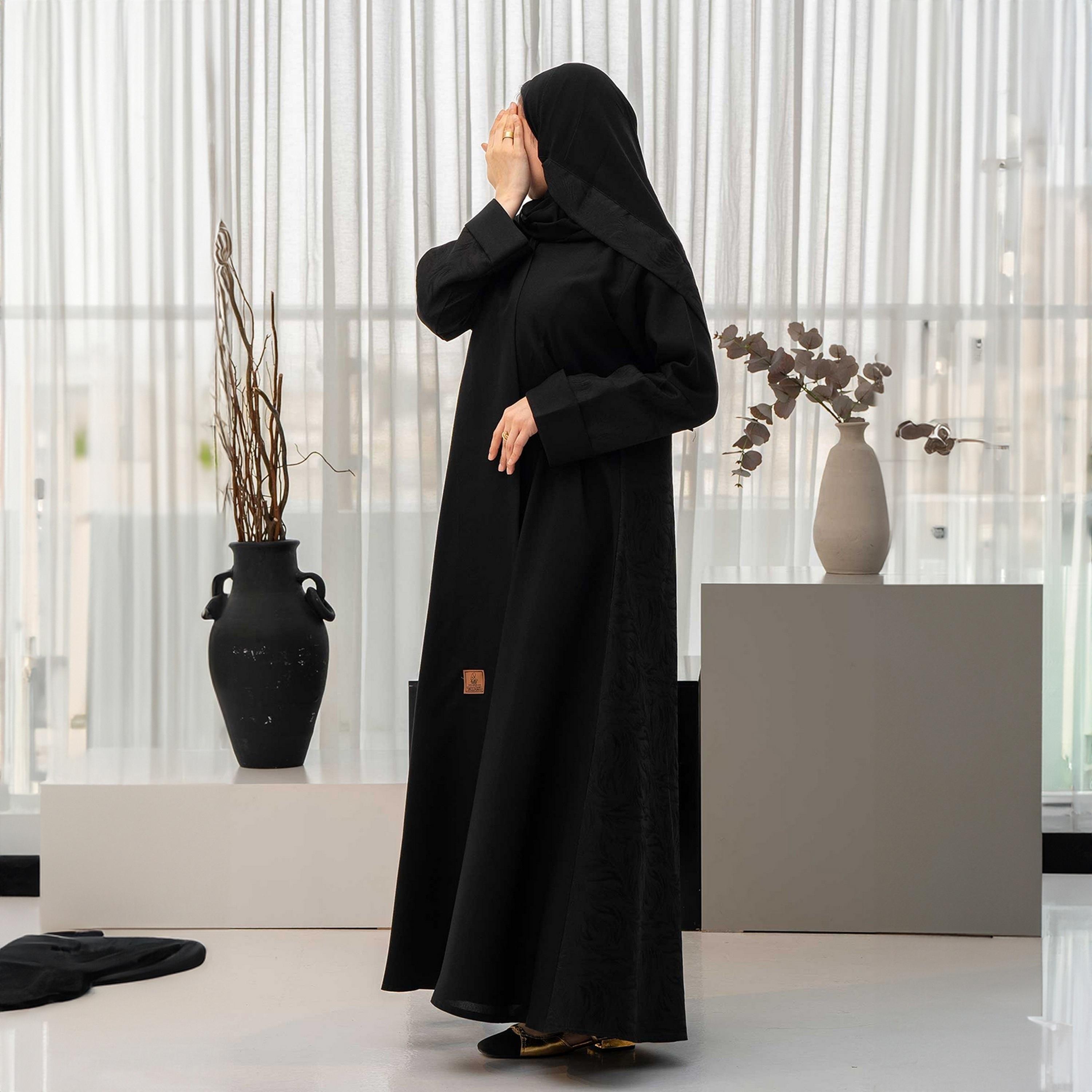 Zahiyh Black Jacquard Women's Cloche Abaya with Hijab-women-arabicclothing-abayas-image-2