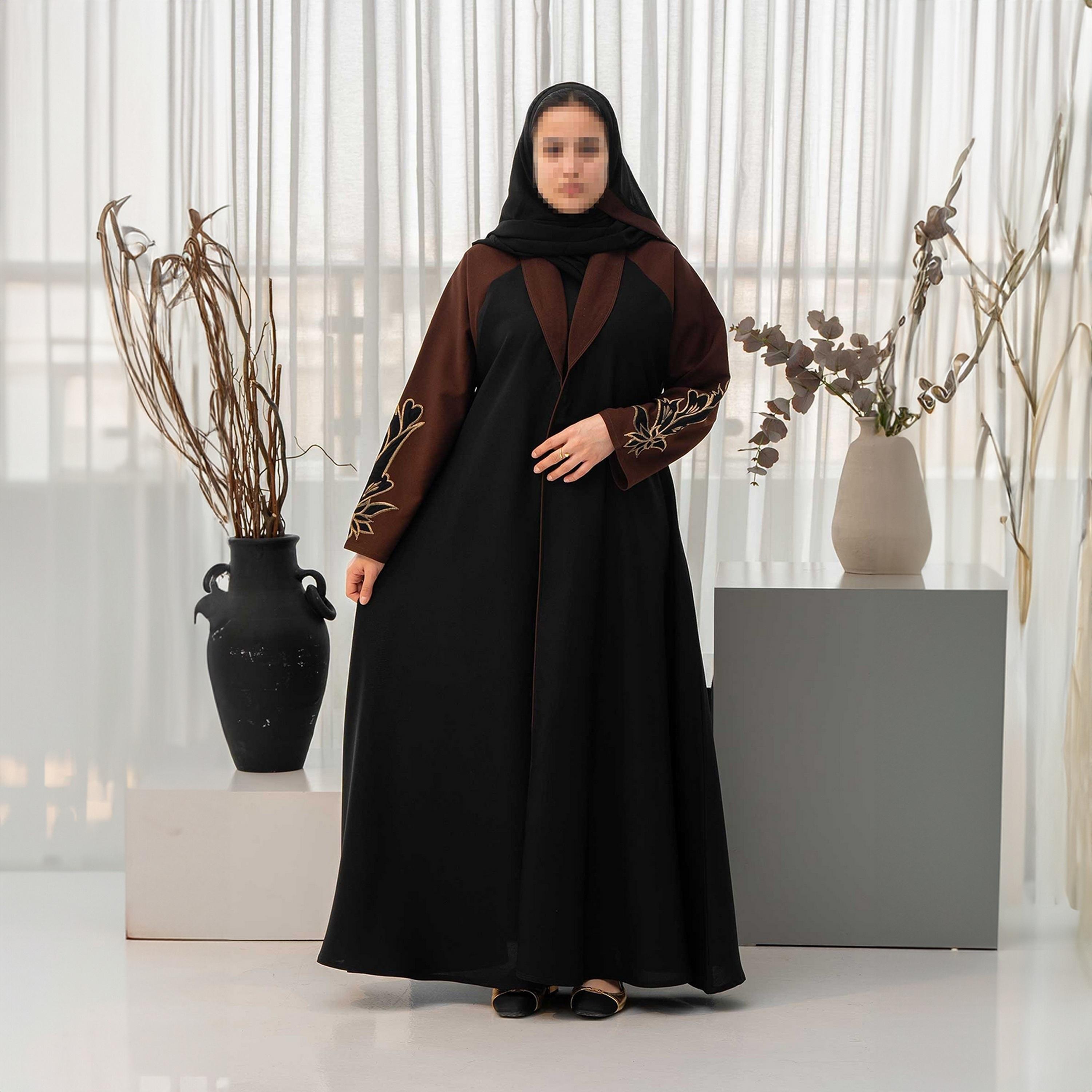 عباية نسائية سوداء مطرزة بلونين مع حجاب من زاهيه-women-arabicclothing-abayas-image-2