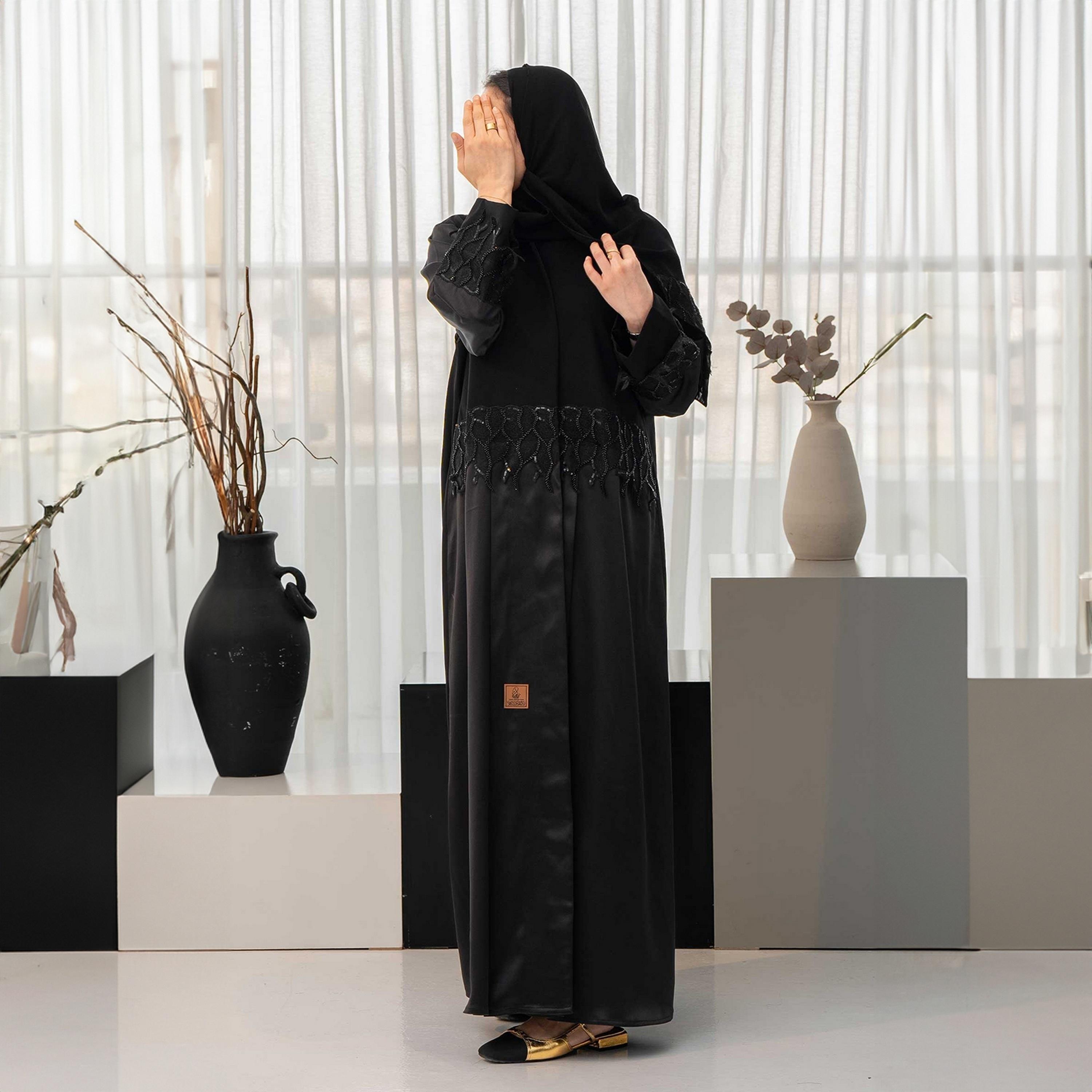 Zahiyh Black Contrast Sleeves Rhinestone Women's Cloche Abaya with Hijab-women-arabicclothing-abayas-image-3