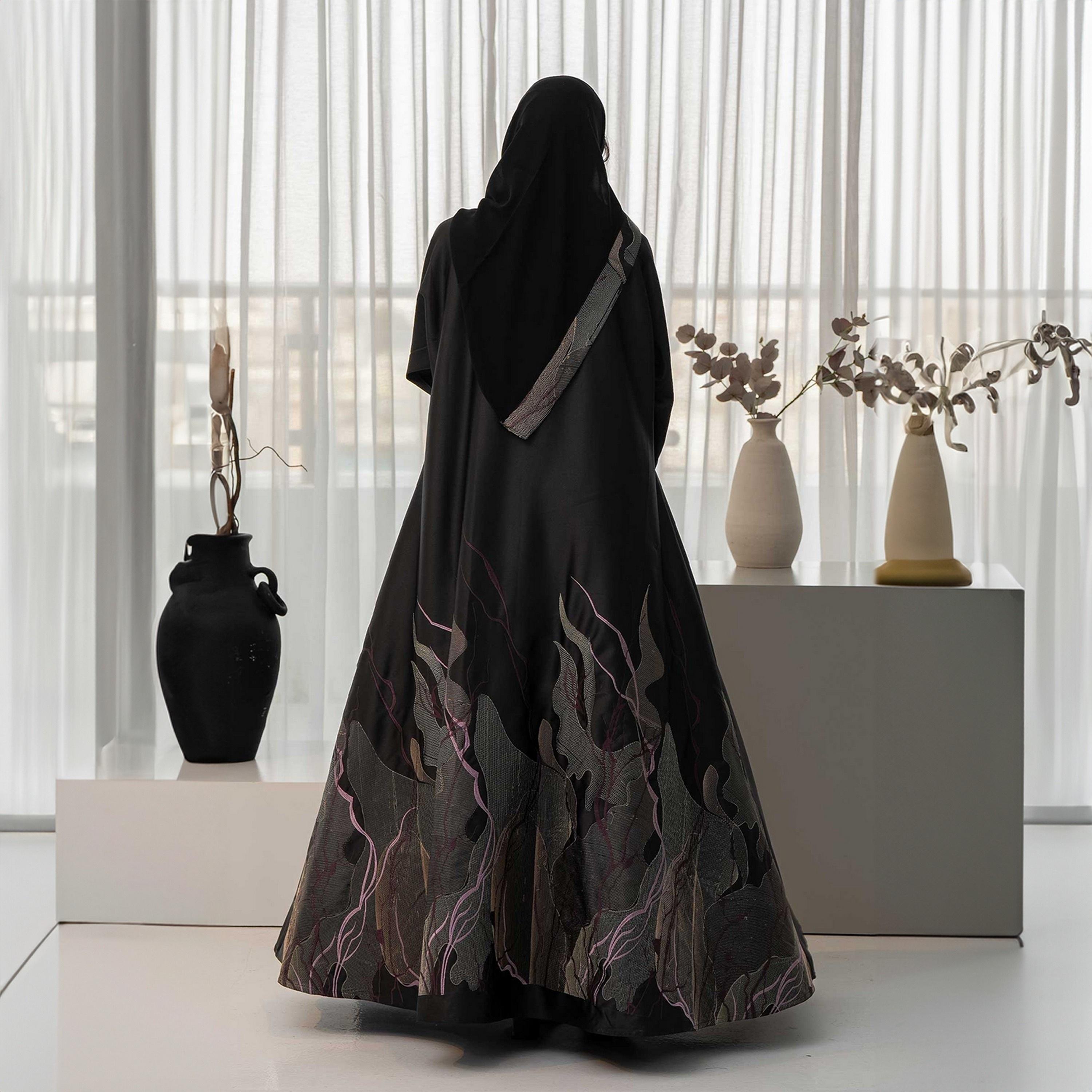 Zahiyh Black Embroidered Women's Cloche Abaya with Hijab-women-arabicclothing-abayas-image-3
