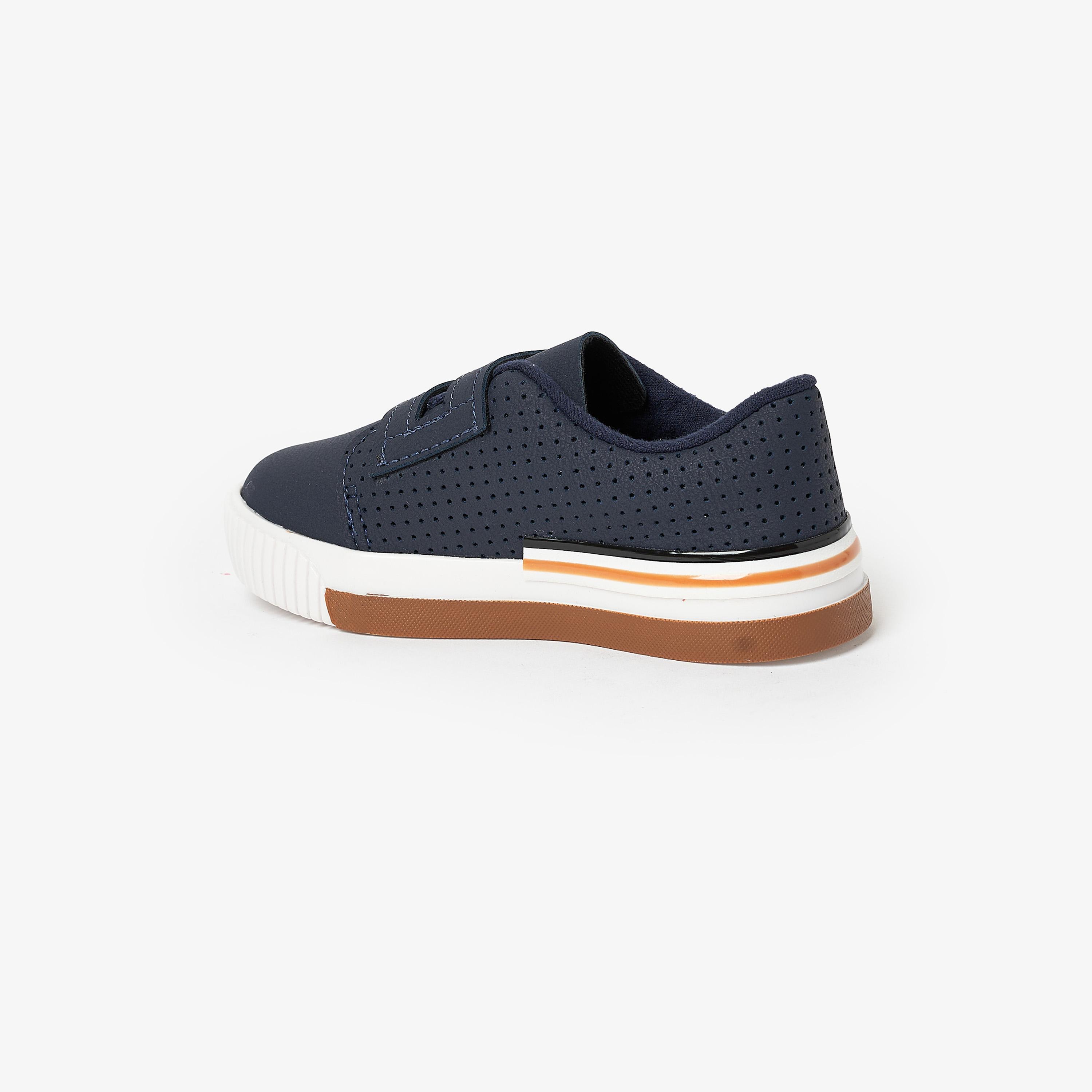 حذاء رياضي من موليكينهو للأطفال بمقدمة مستديرة ومنخفضة | 2615-101-14611-boys-shoes-sneakers-image-3