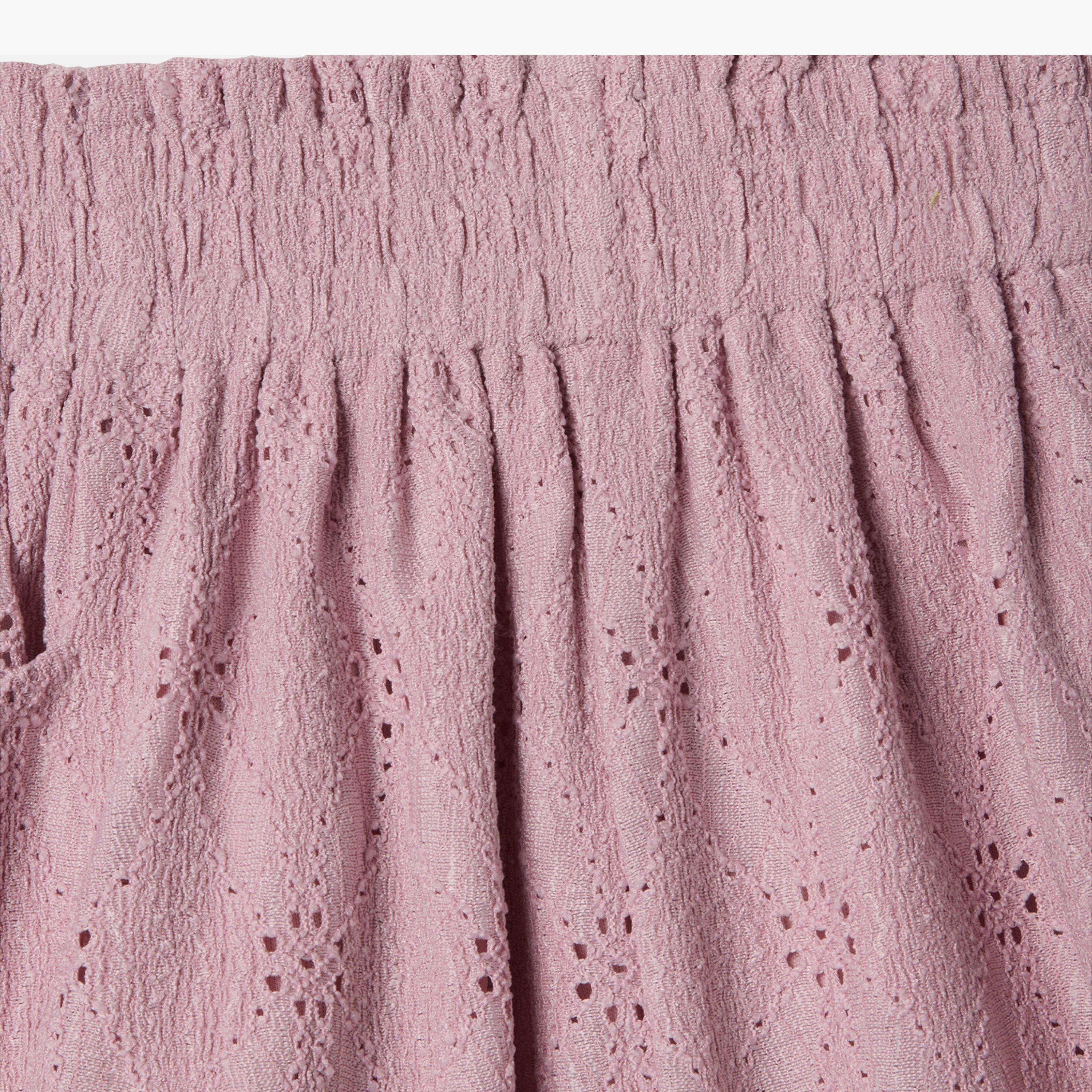 شورت مطاطي بقصة عادية وخصر مرن من أوه في إس-girls-clothing-bottoms-shorts-image-4