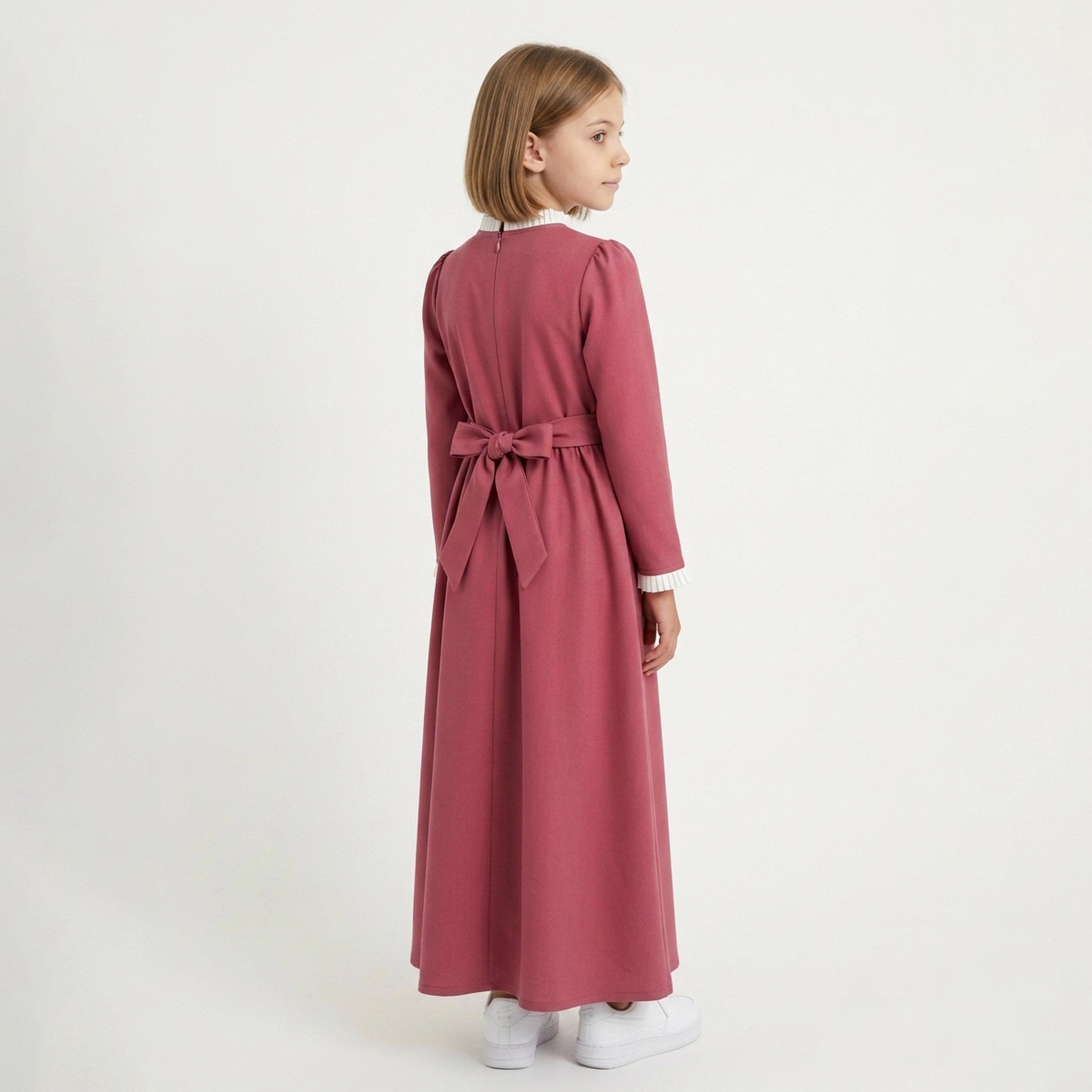 زي مدرسي رسمي كتان بياقة كشكش وأشرطة متباينة للبنات من حوراء - وردي-girls-clothing-dressesandjumpsuits-image-5