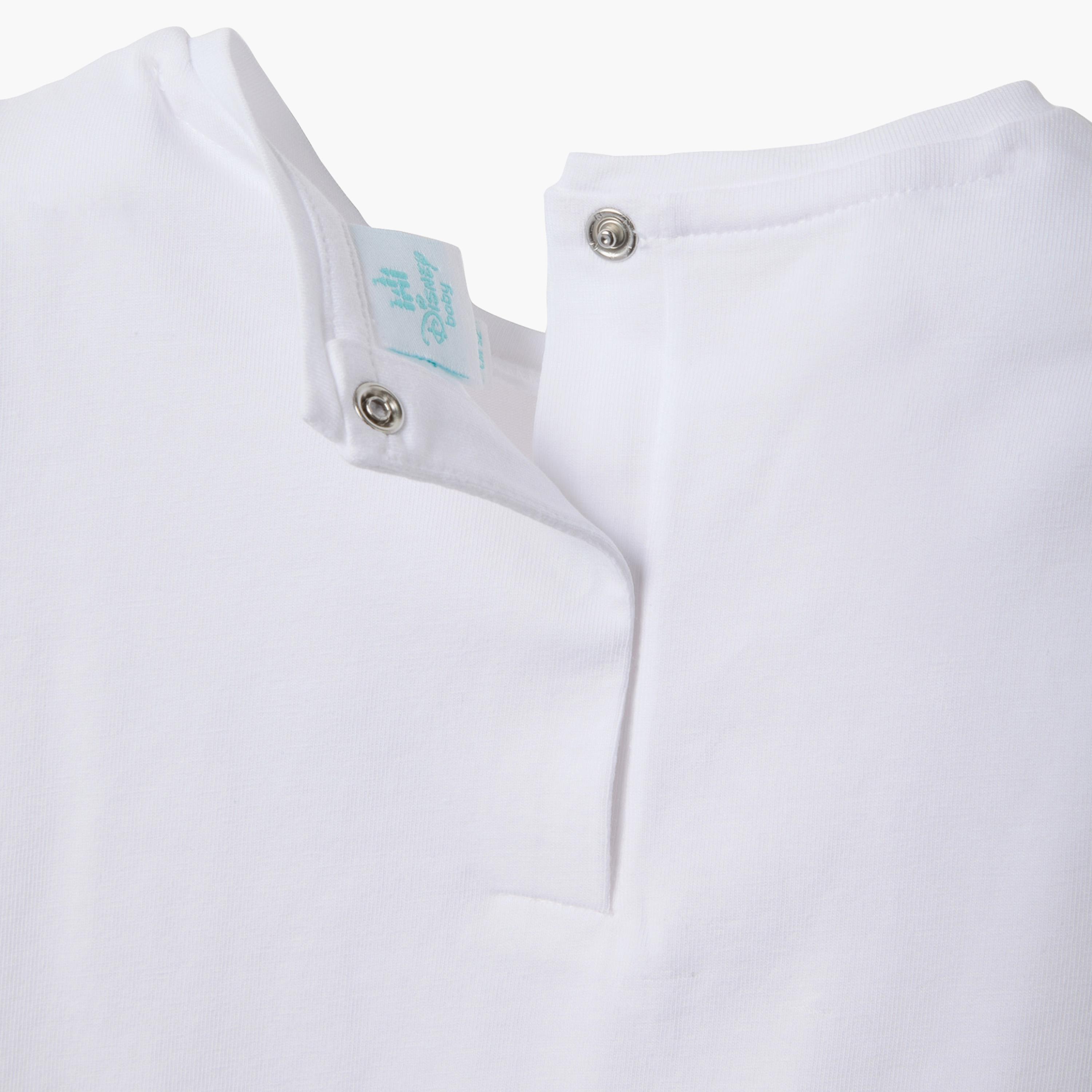 طقم بلوزة بأكمام كشكشة ومزينة بطبعة ميني ماوس وشورت من أوه في إس-baby-girls-clothing-setsandcoords-image-5