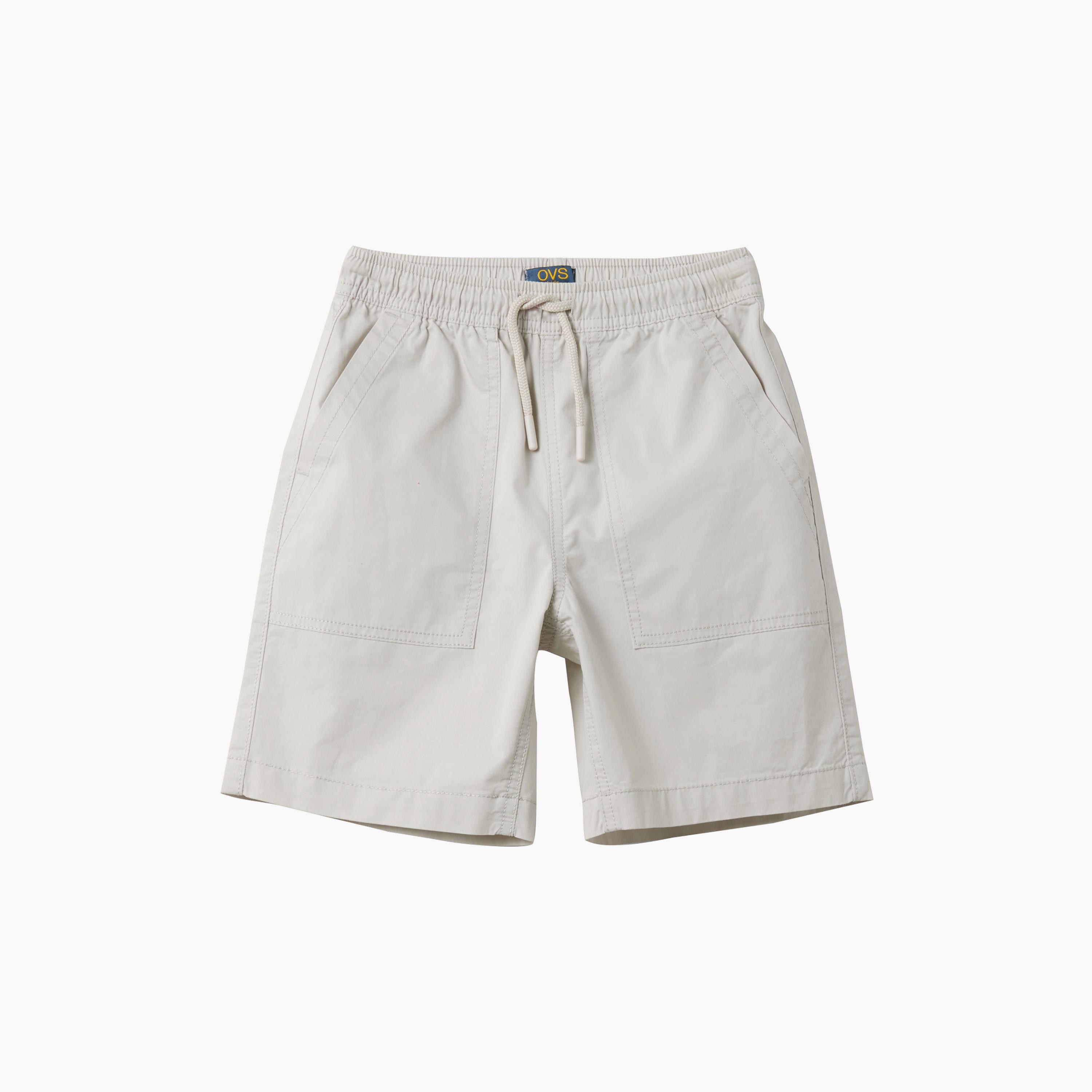 شورت قطن مع برباط وخصر مرن من أوه في إس-boys-clothing-bottoms-shorts-image-1