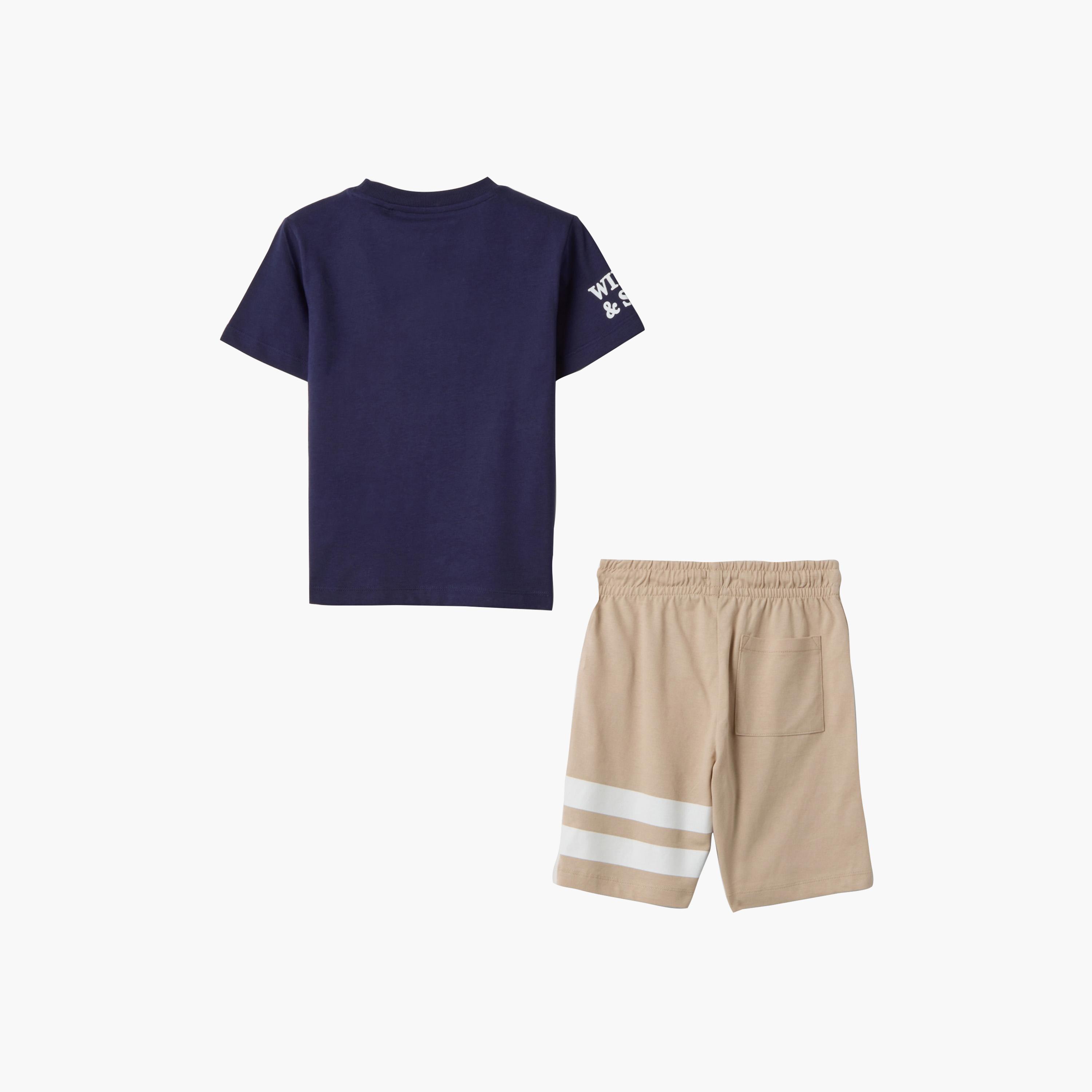 طقم قطن تيشرت بأكمام قصيرة وطبعة جرافيك وشورت من أوه في إس-boys-clothing-setsandcoords-image-2