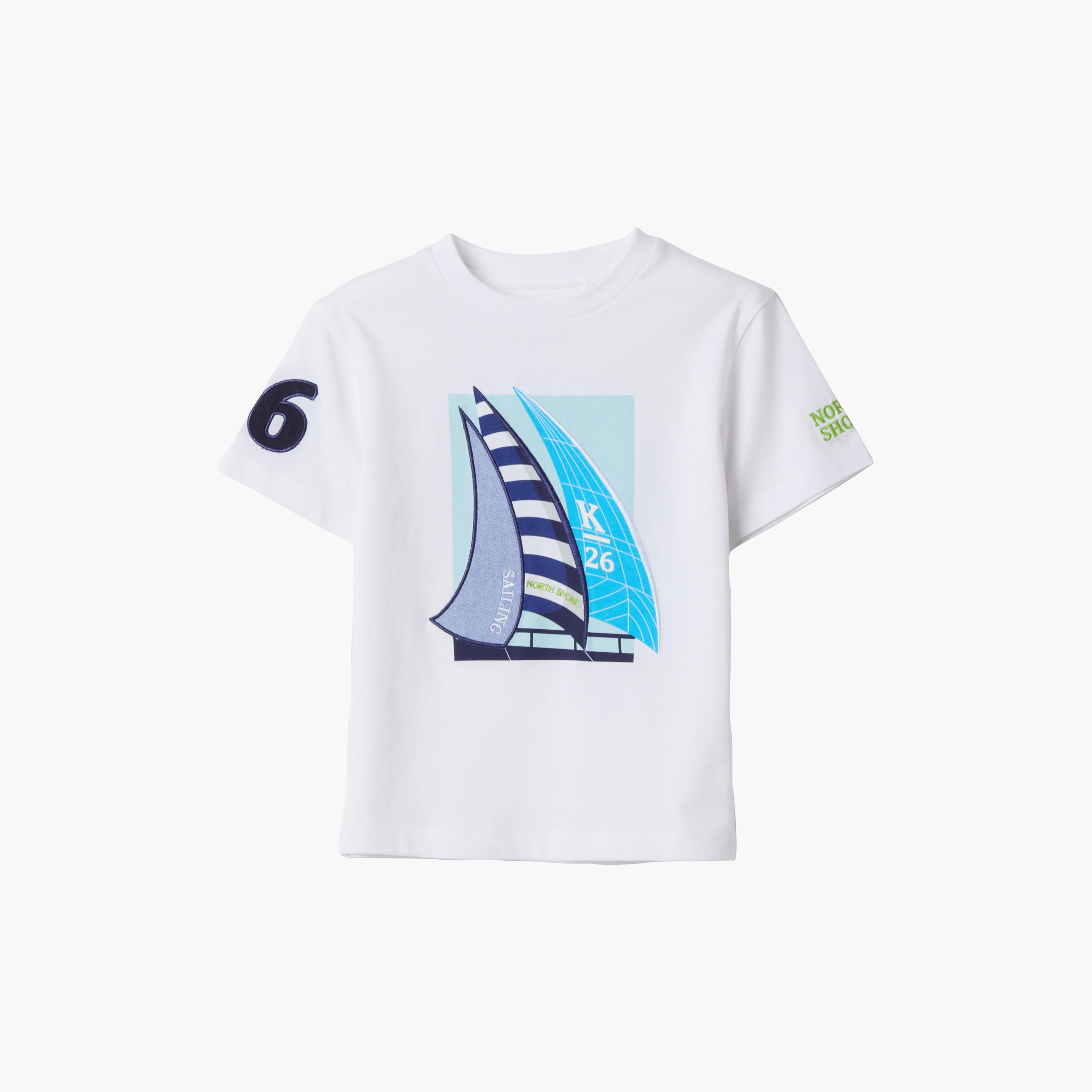 تي شيرت بأكمام قصيرة وطبعة جرافيك على شكل سفينة من أو في إس-boys-clothing-tshirtsandpolos-image-1