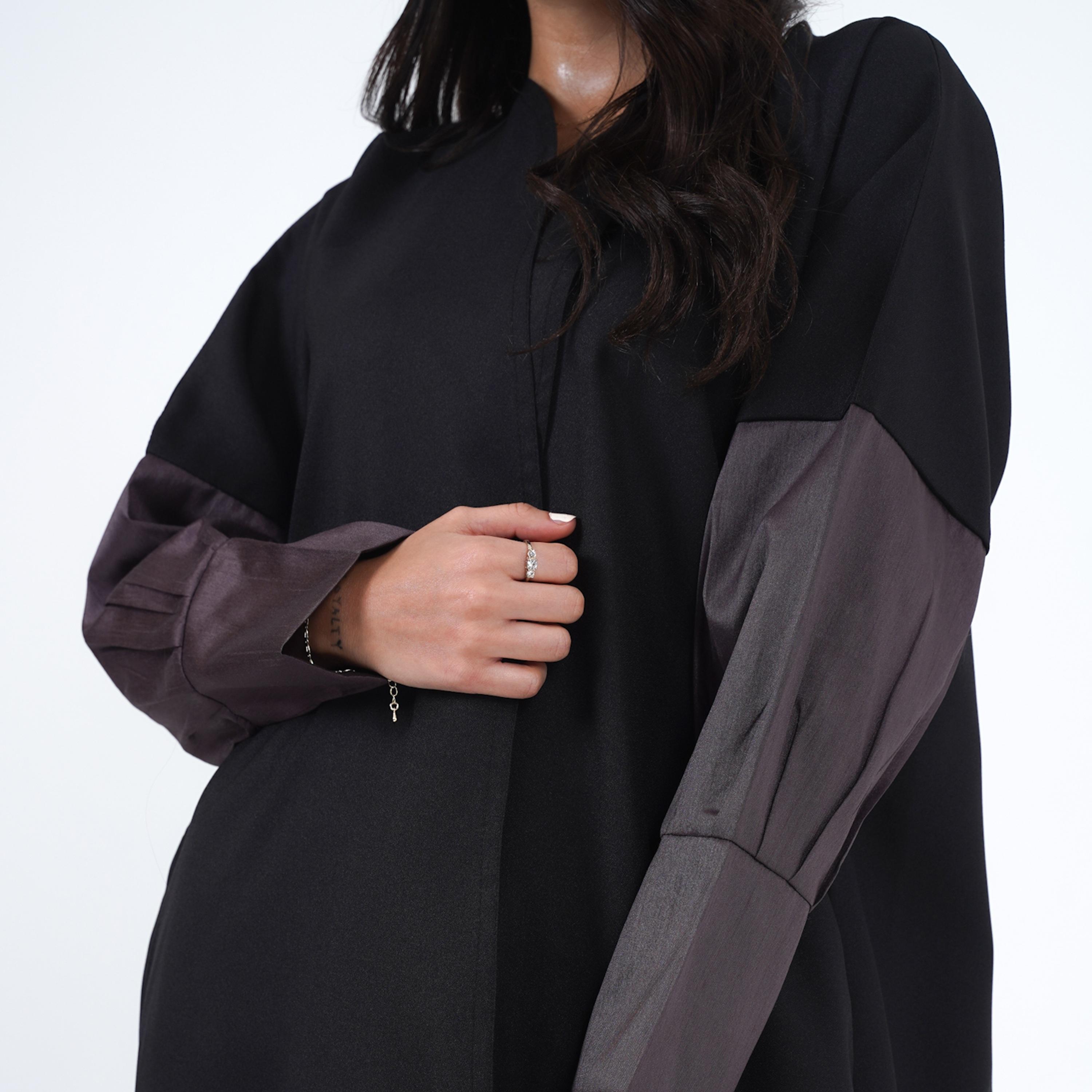 Gheed Purple Open Front Neck Pleated Cuff Sleeves Crepe Women's Abaya with Hijab-women-arabicclothing-abayas-image-3